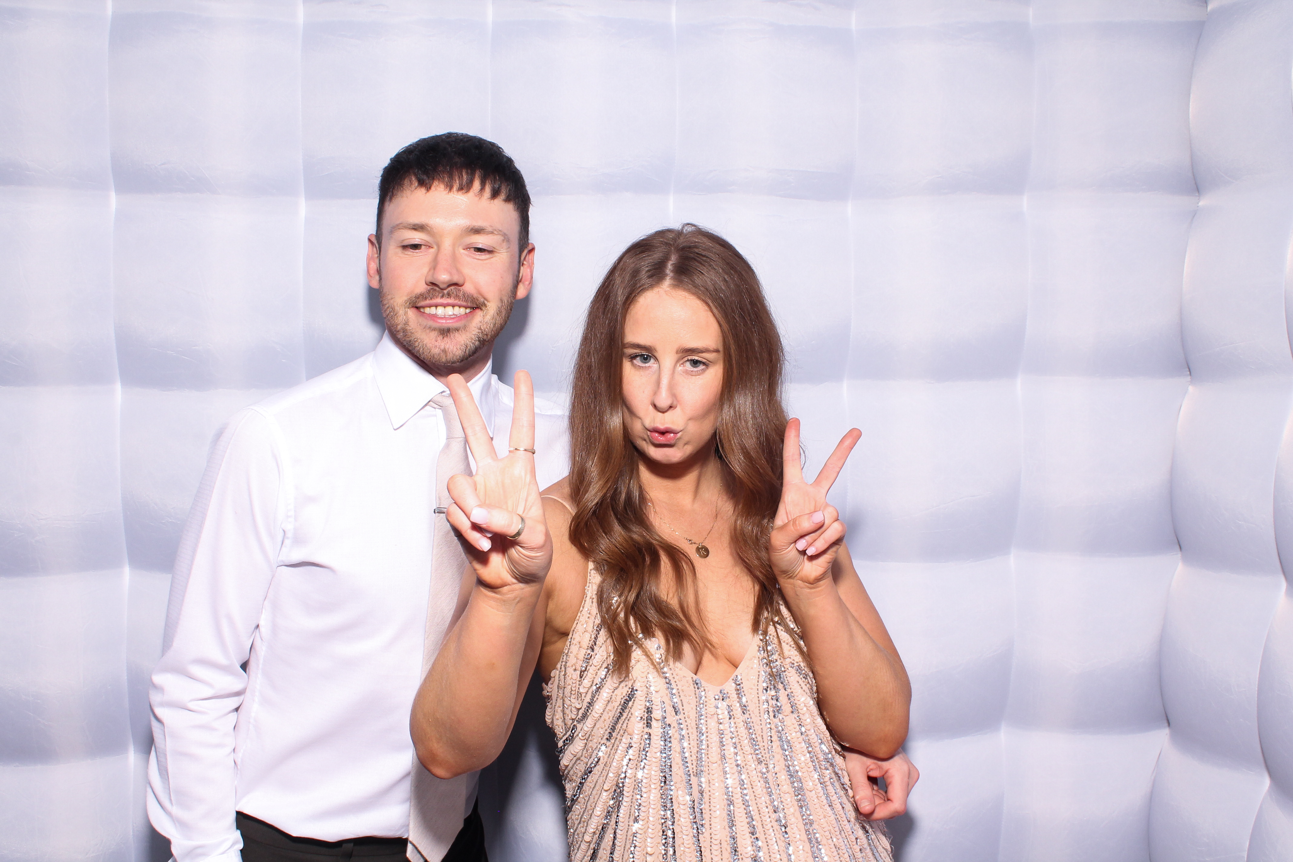 Louise & Niall | View more photos from the event at gallery.snapmagic.ie/u/SnapMagic/Louise-Niall