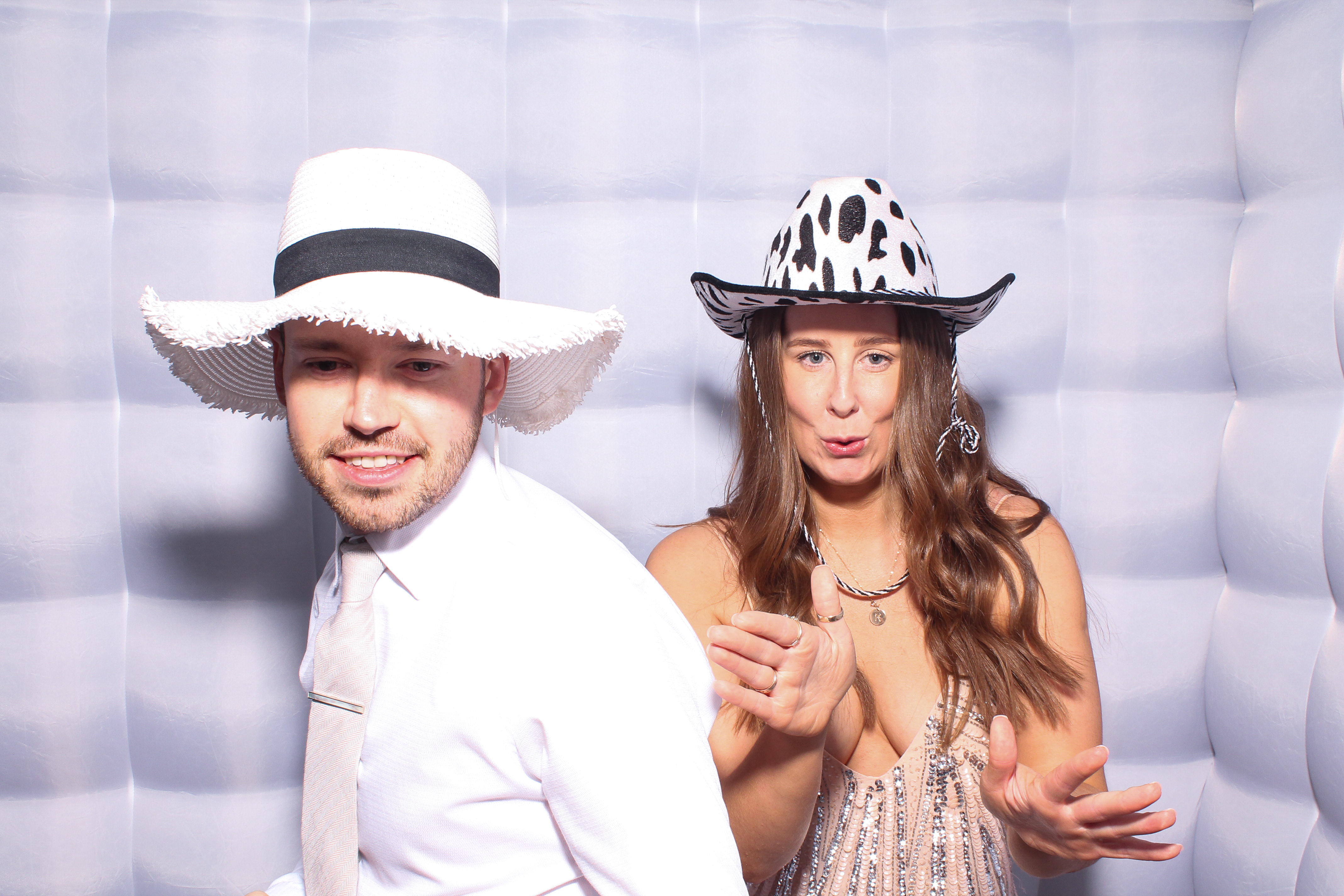 Louise & Niall | View more photos from the event at gallery.snapmagic.ie/u/SnapMagic/Louise-Niall