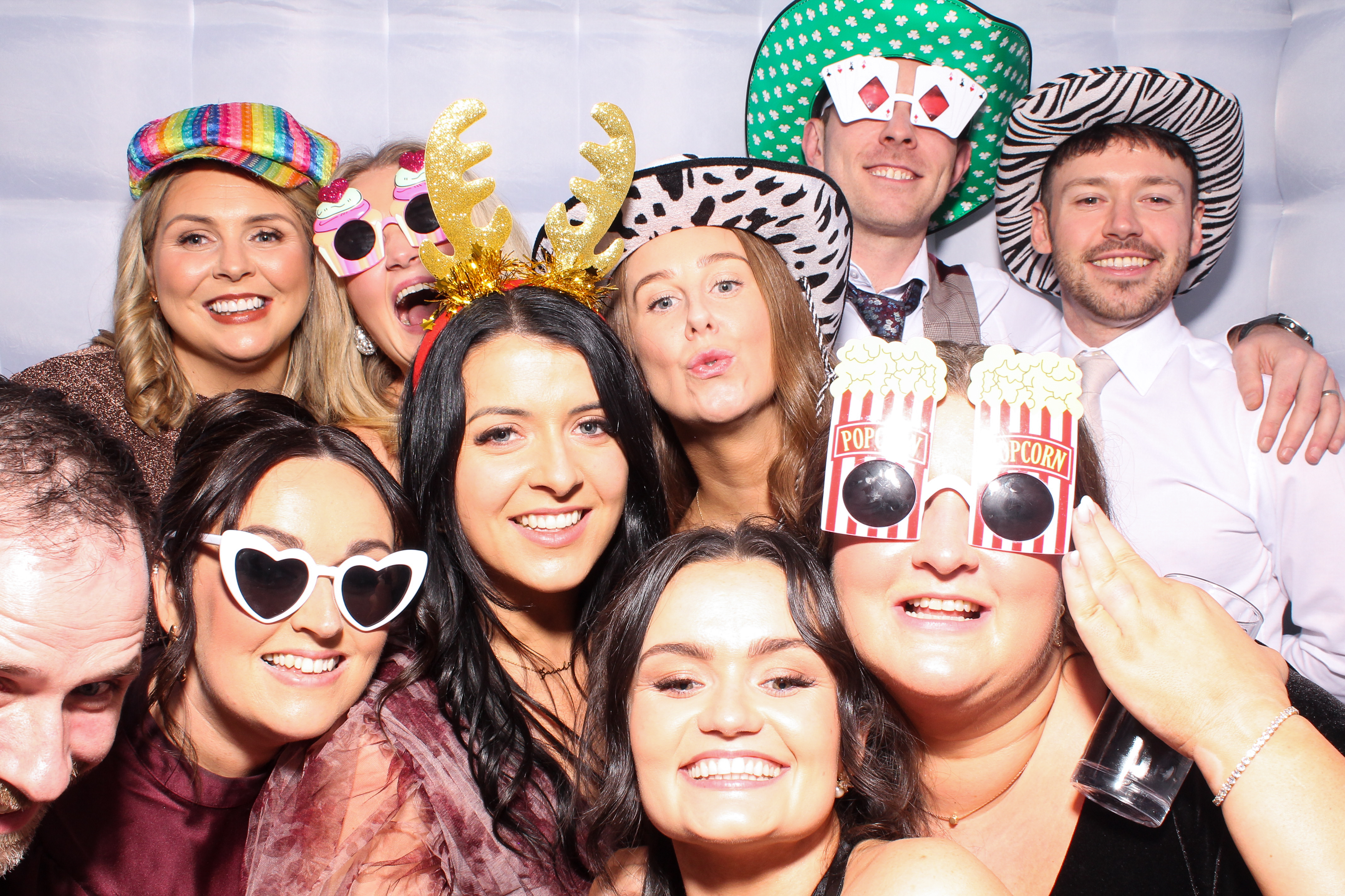 Louise & Niall | View more photos from the event at gallery.snapmagic.ie/u/SnapMagic/Louise-Niall