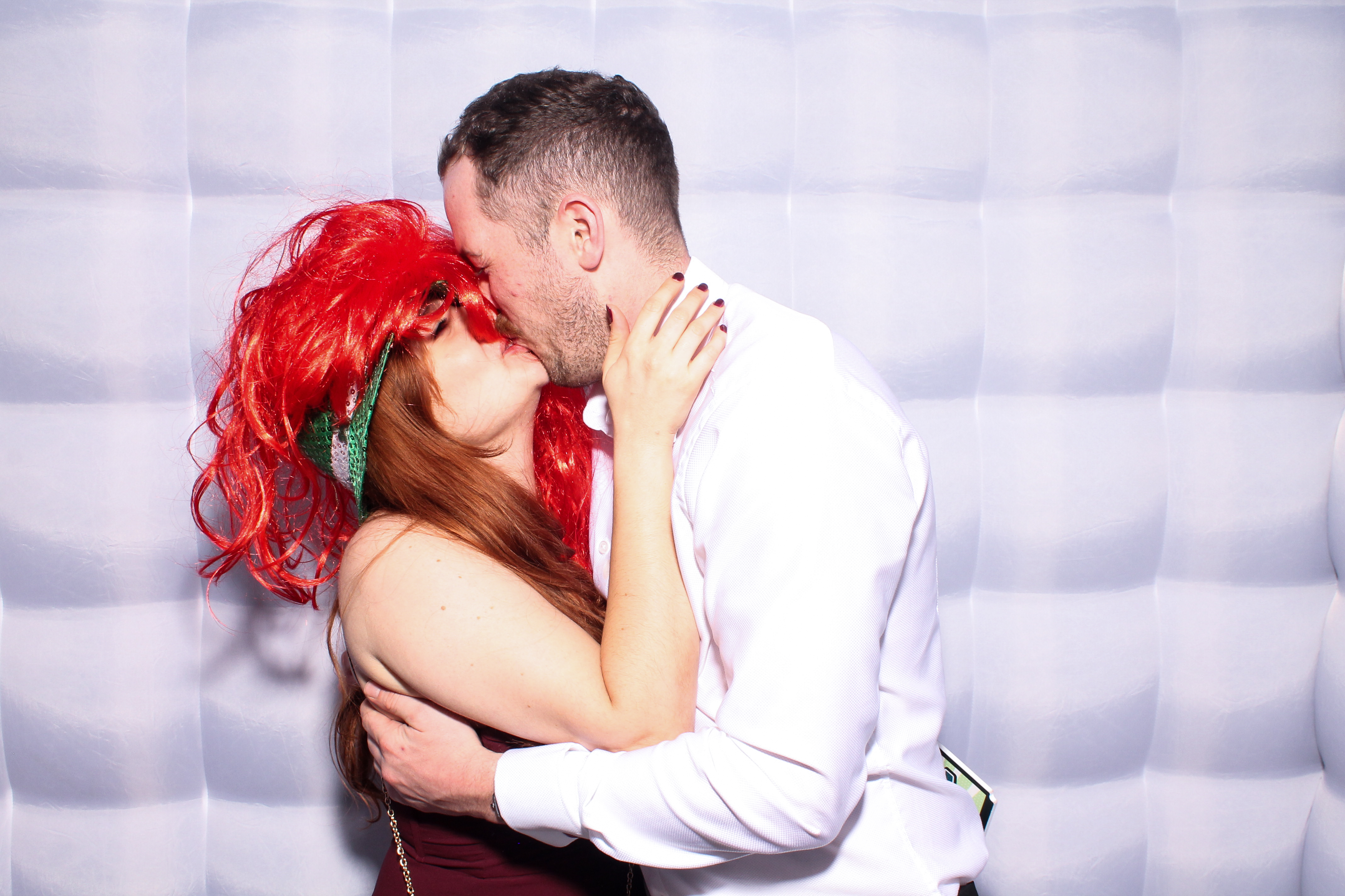 Louise & Niall | View more photos from the event at gallery.snapmagic.ie/u/SnapMagic/Louise-Niall