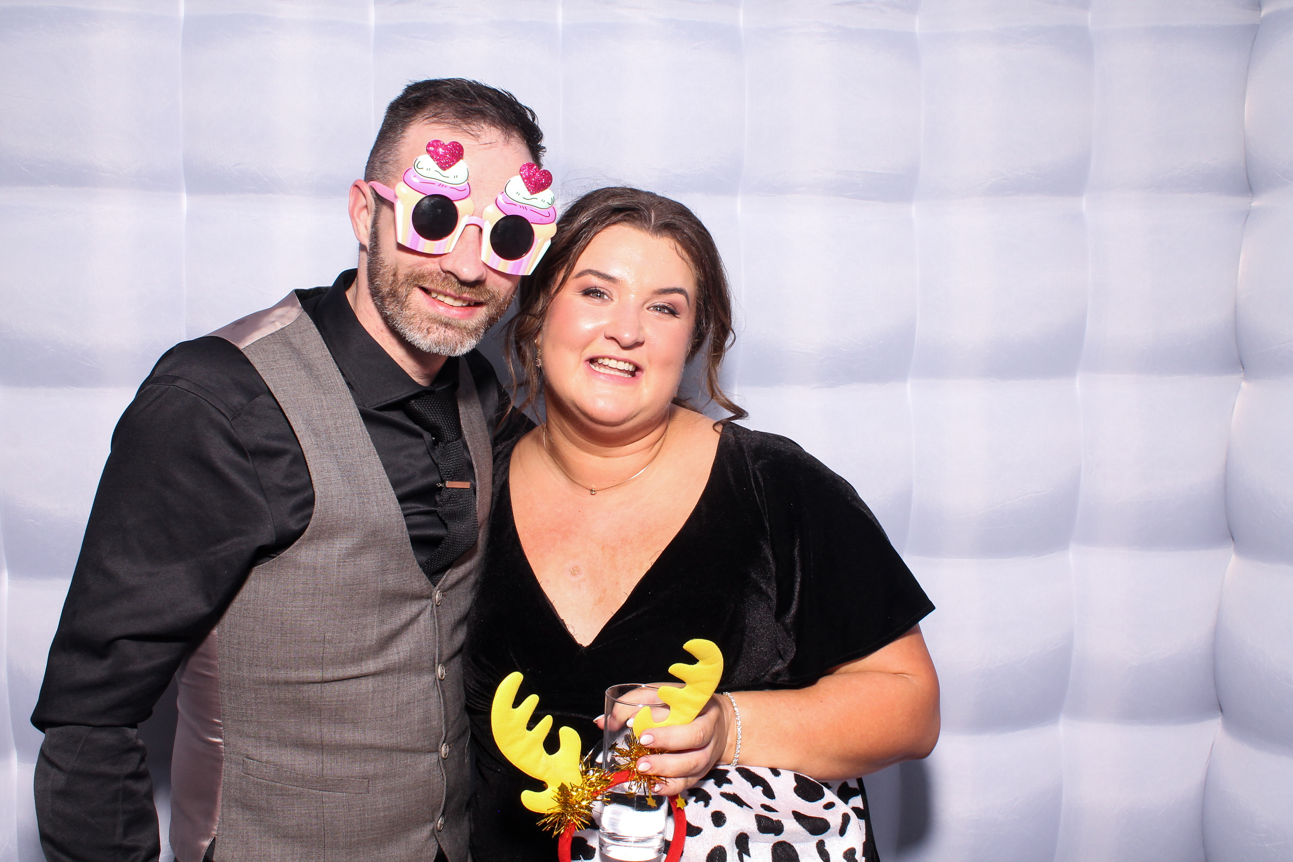 Louise & Niall | View more photos from the event at gallery.snapmagic.ie/u/SnapMagic/Louise-Niall