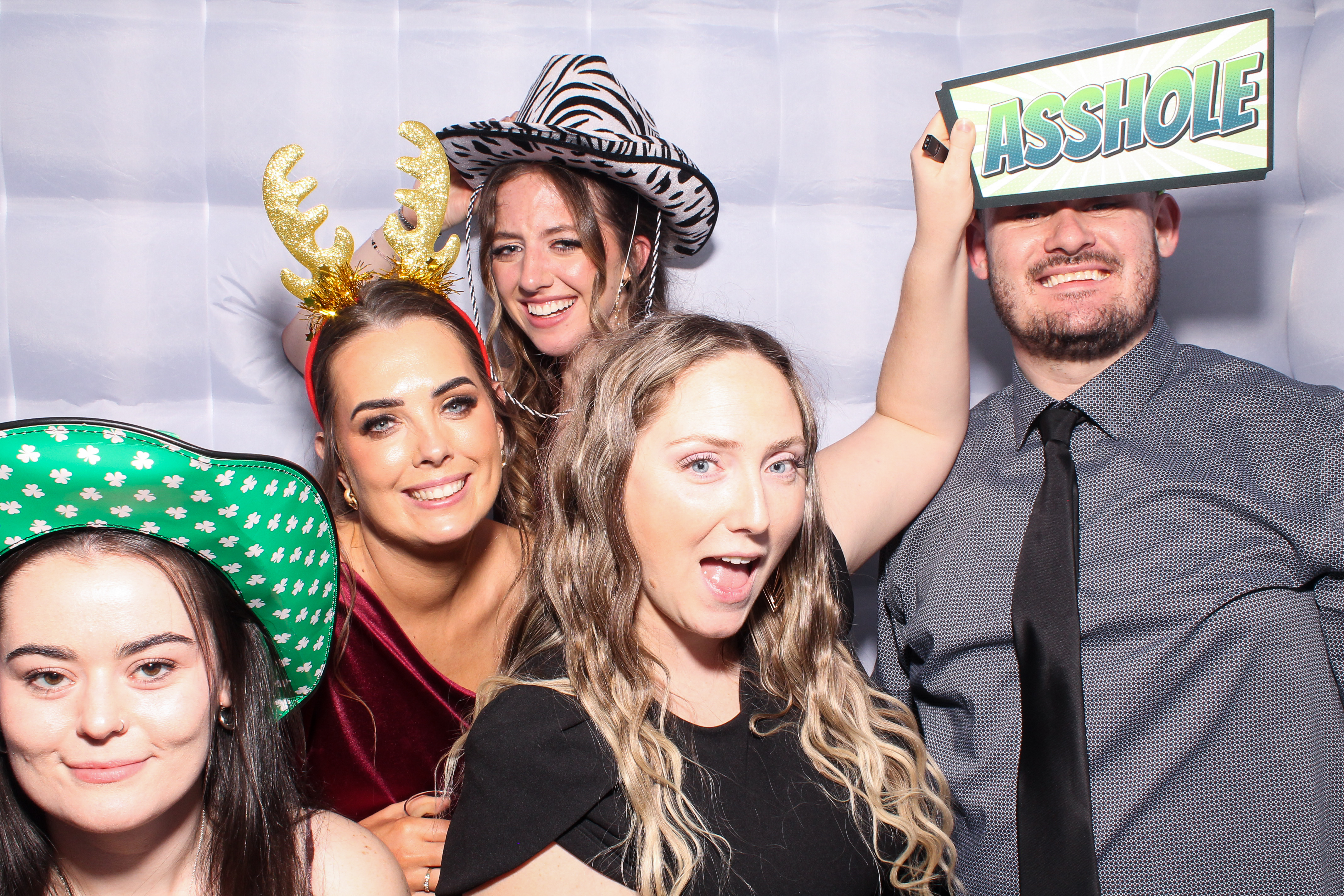 Louise & Niall | View more photos from the event at gallery.snapmagic.ie/u/SnapMagic/Louise-Niall