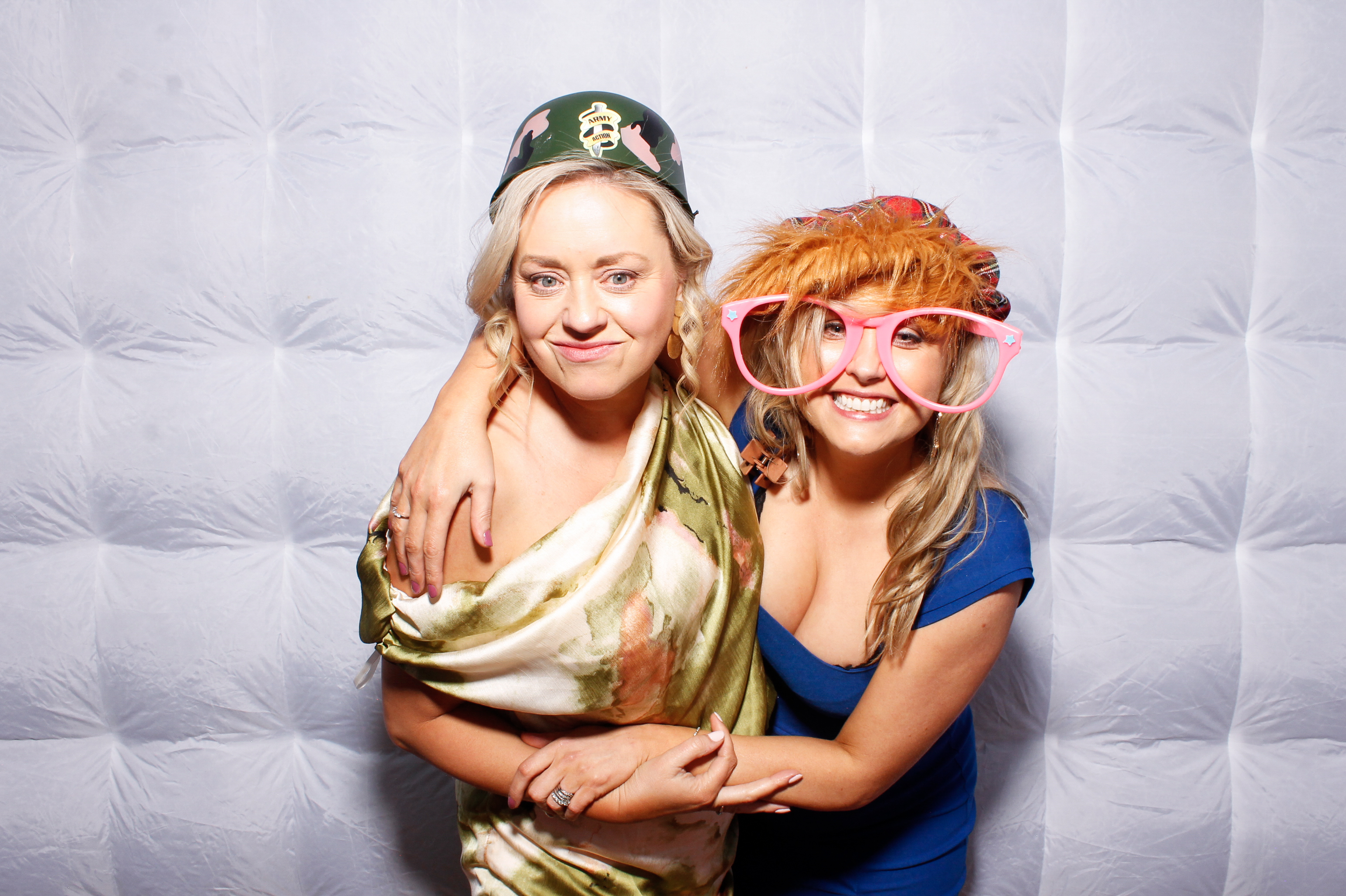 Megan & Liam | View more photos from the event at gallery.snapmagic.ie/u/SnapMagic/Megan-Liam