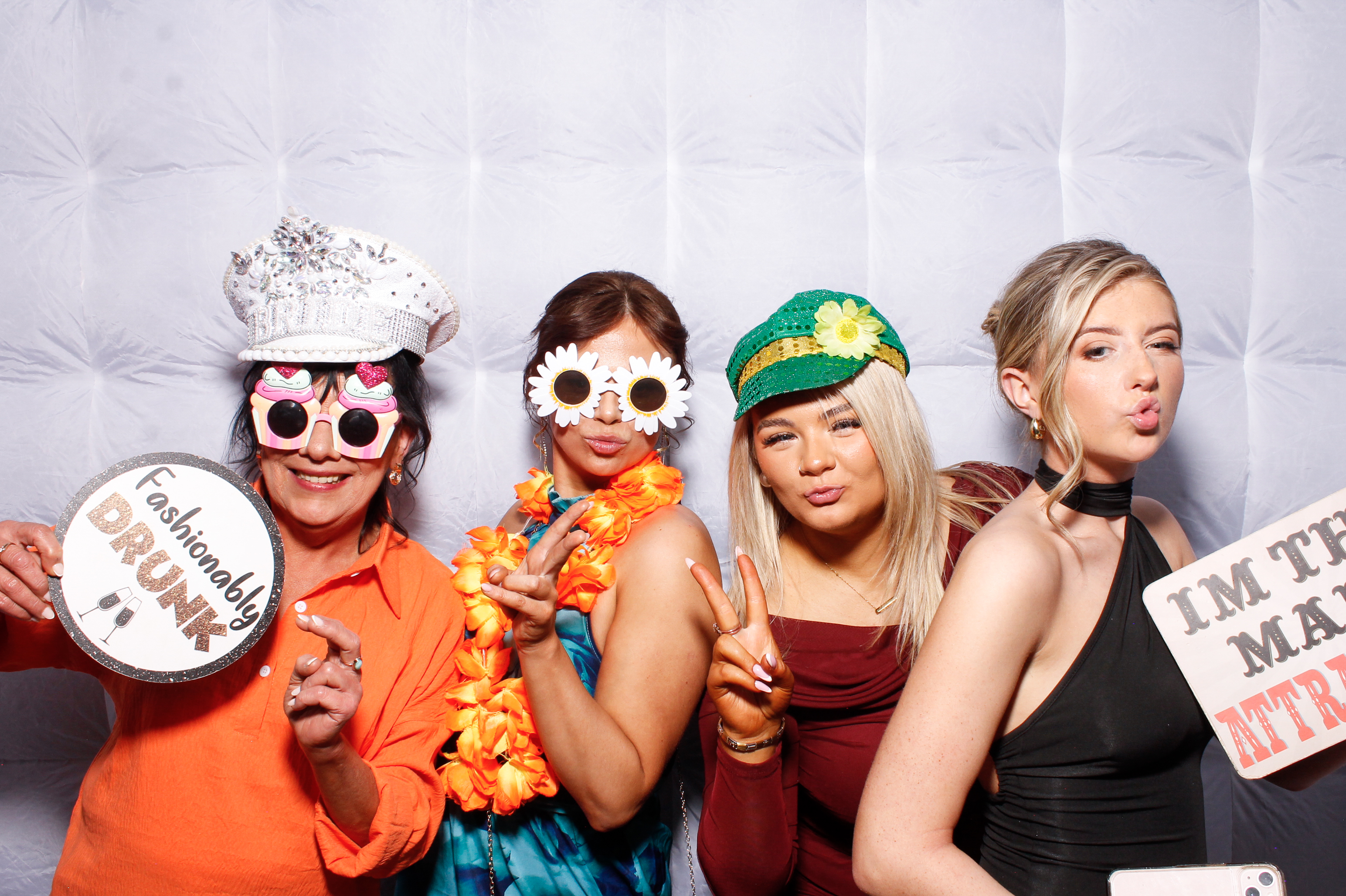 Megan & Liam | View more photos from the event at gallery.snapmagic.ie/u/SnapMagic/Megan-Liam