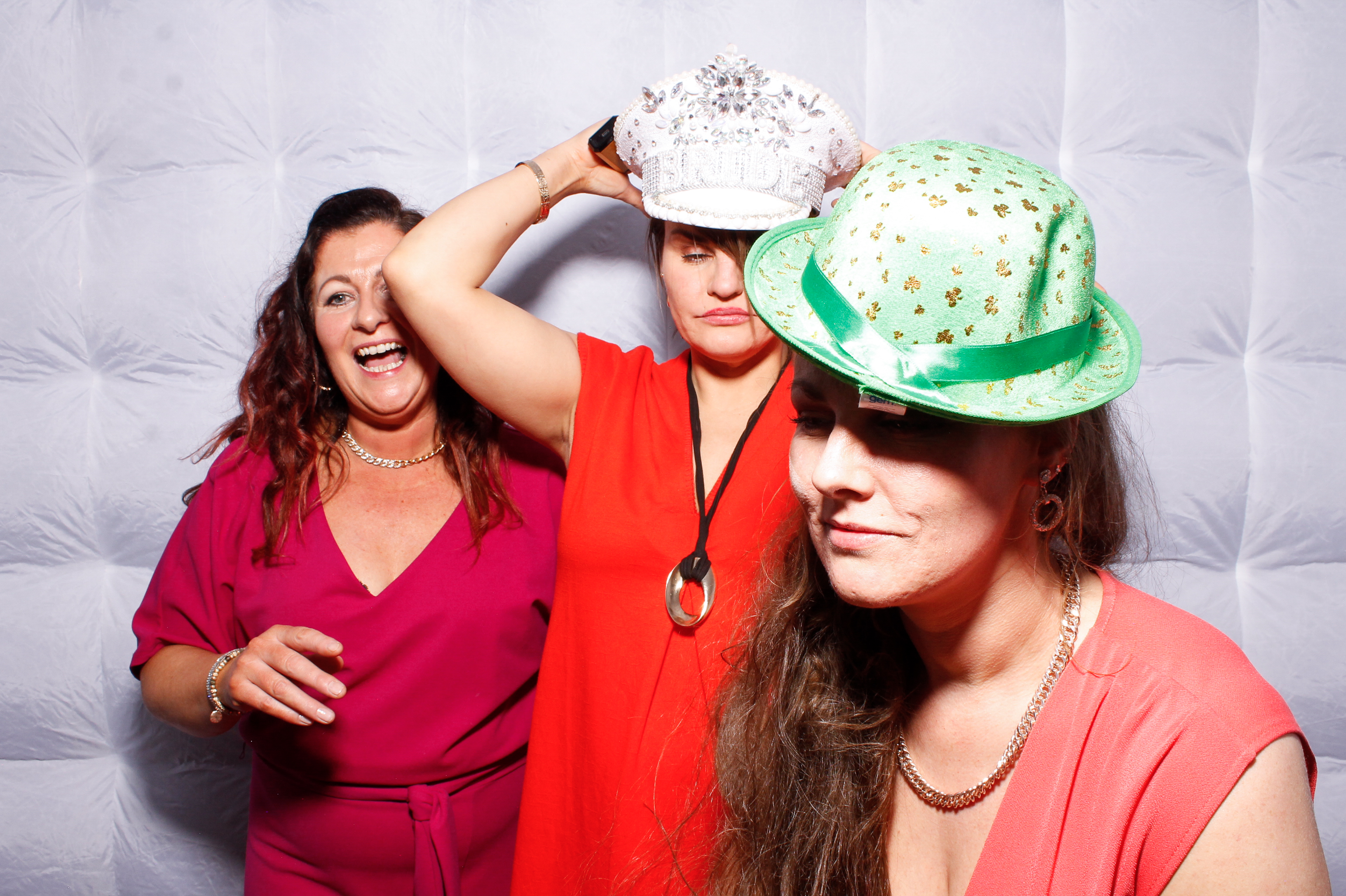 Megan & Liam | View more photos from the event at gallery.snapmagic.ie/u/SnapMagic/Megan-Liam