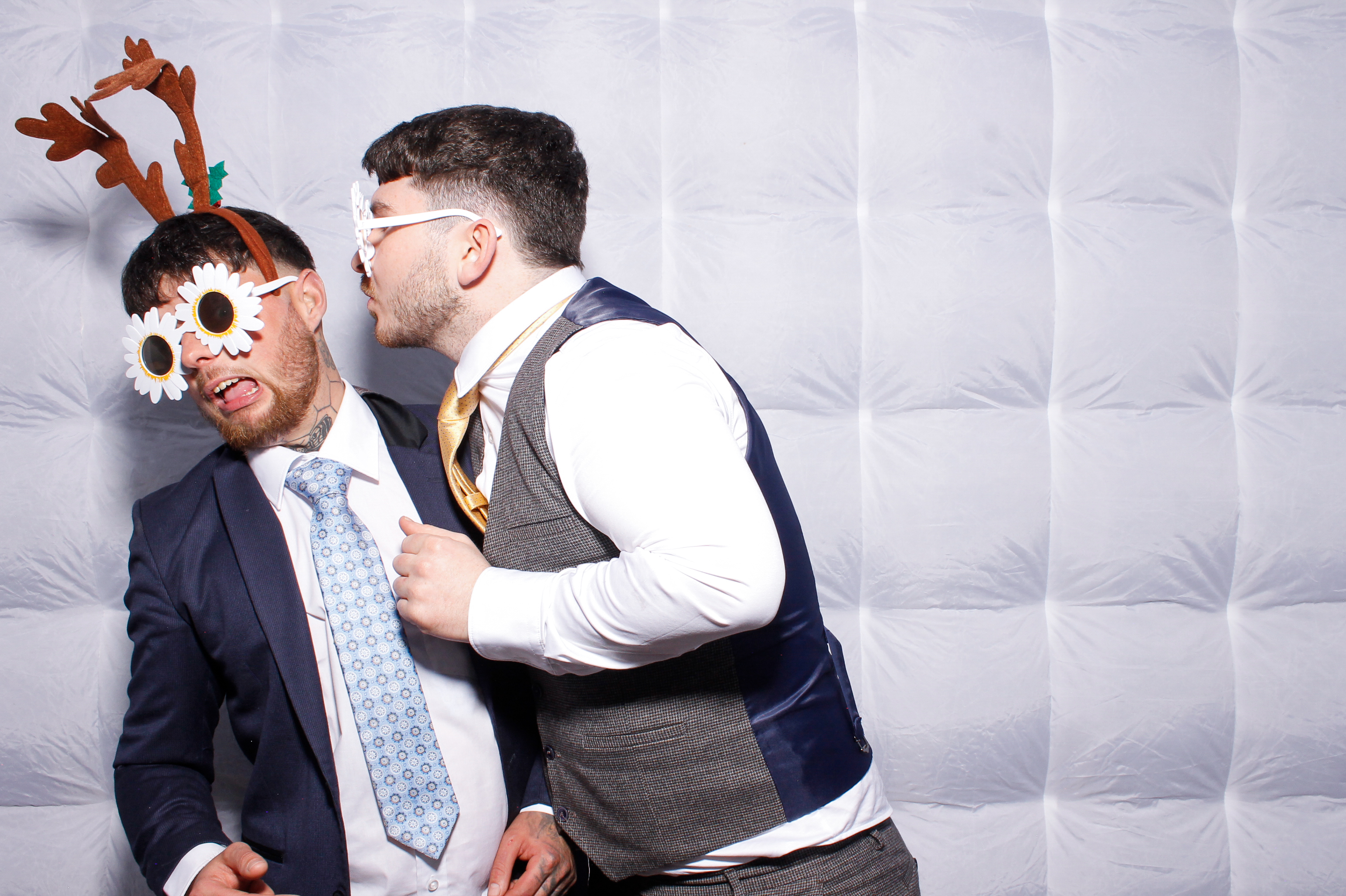 Megan & Liam | View more photos from the event at gallery.snapmagic.ie/u/SnapMagic/Megan-Liam