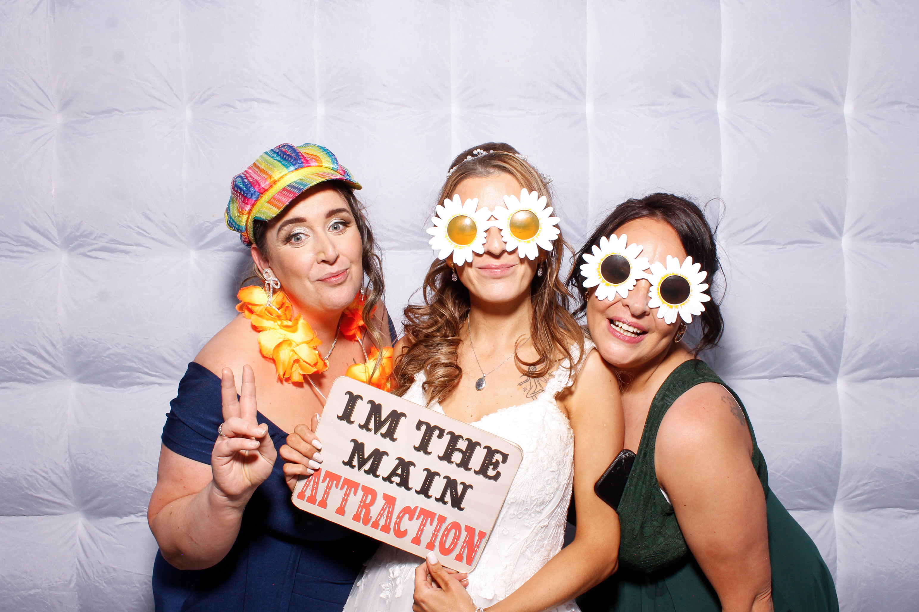 Megan & Liam | View more photos from the event at gallery.snapmagic.ie/u/SnapMagic/Megan-Liam