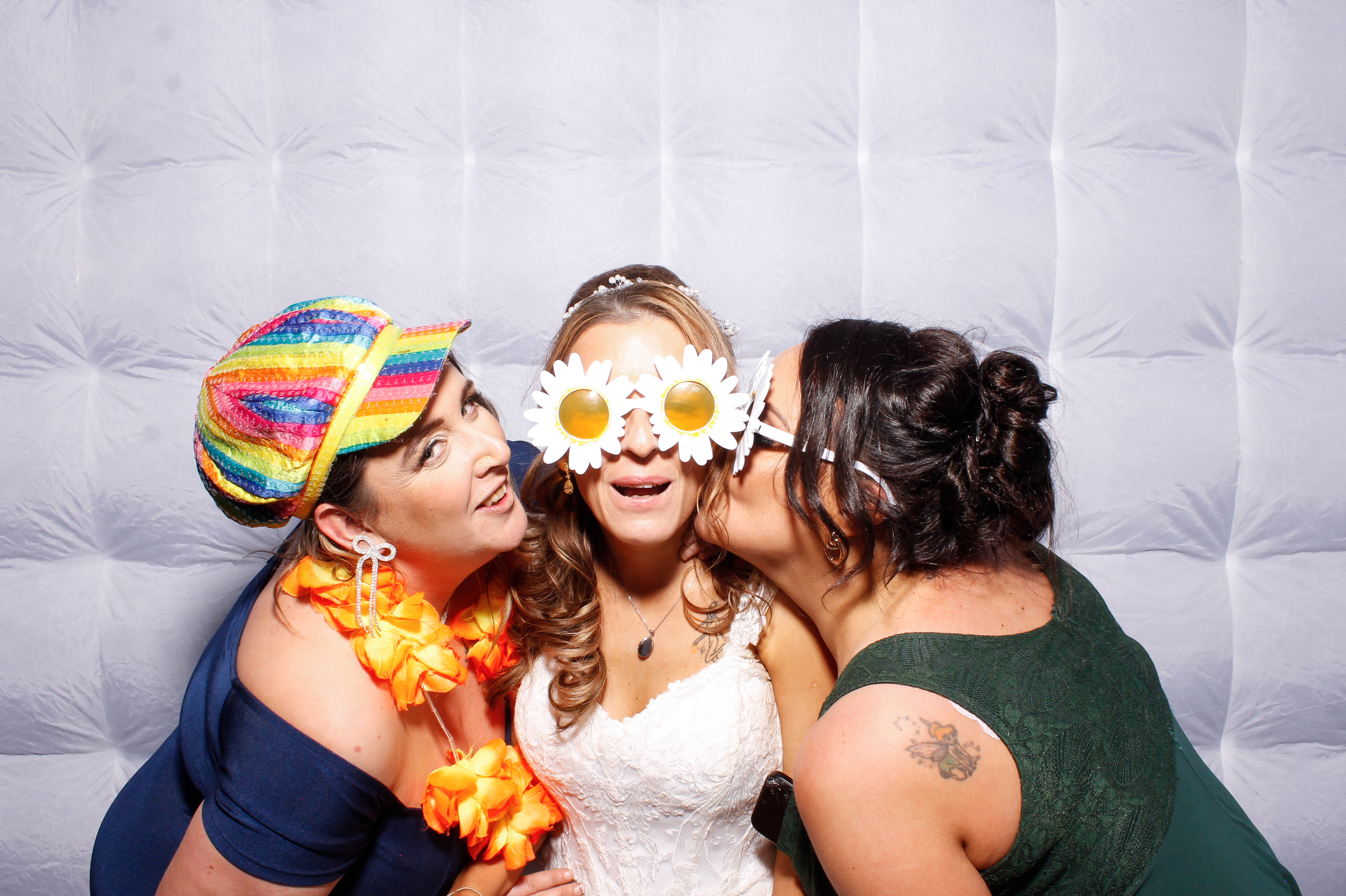 Megan & Liam | View more photos from the event at gallery.snapmagic.ie/u/SnapMagic/Megan-Liam