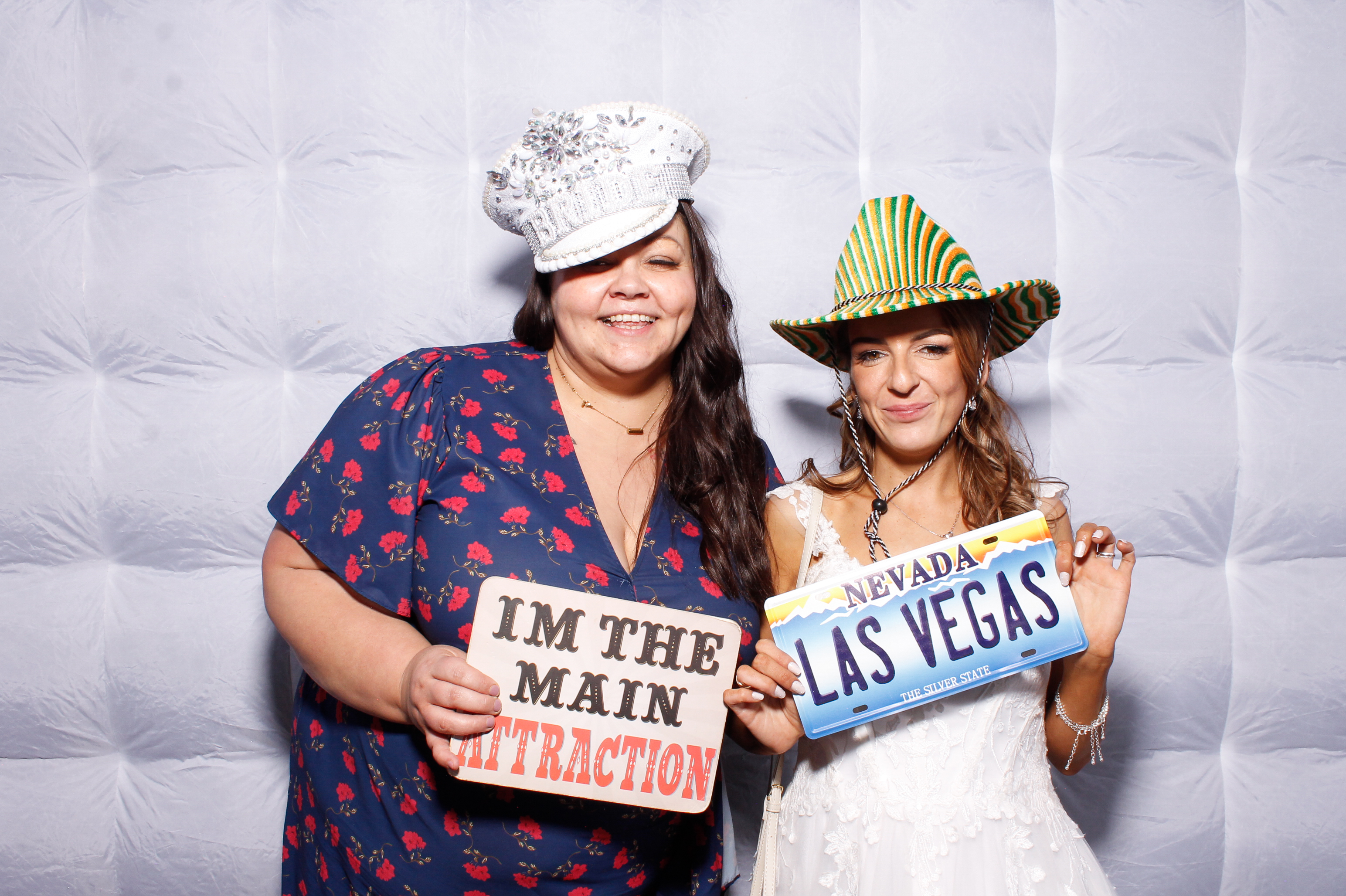 Megan & Liam | View more photos from the event at gallery.snapmagic.ie/u/SnapMagic/Megan-Liam