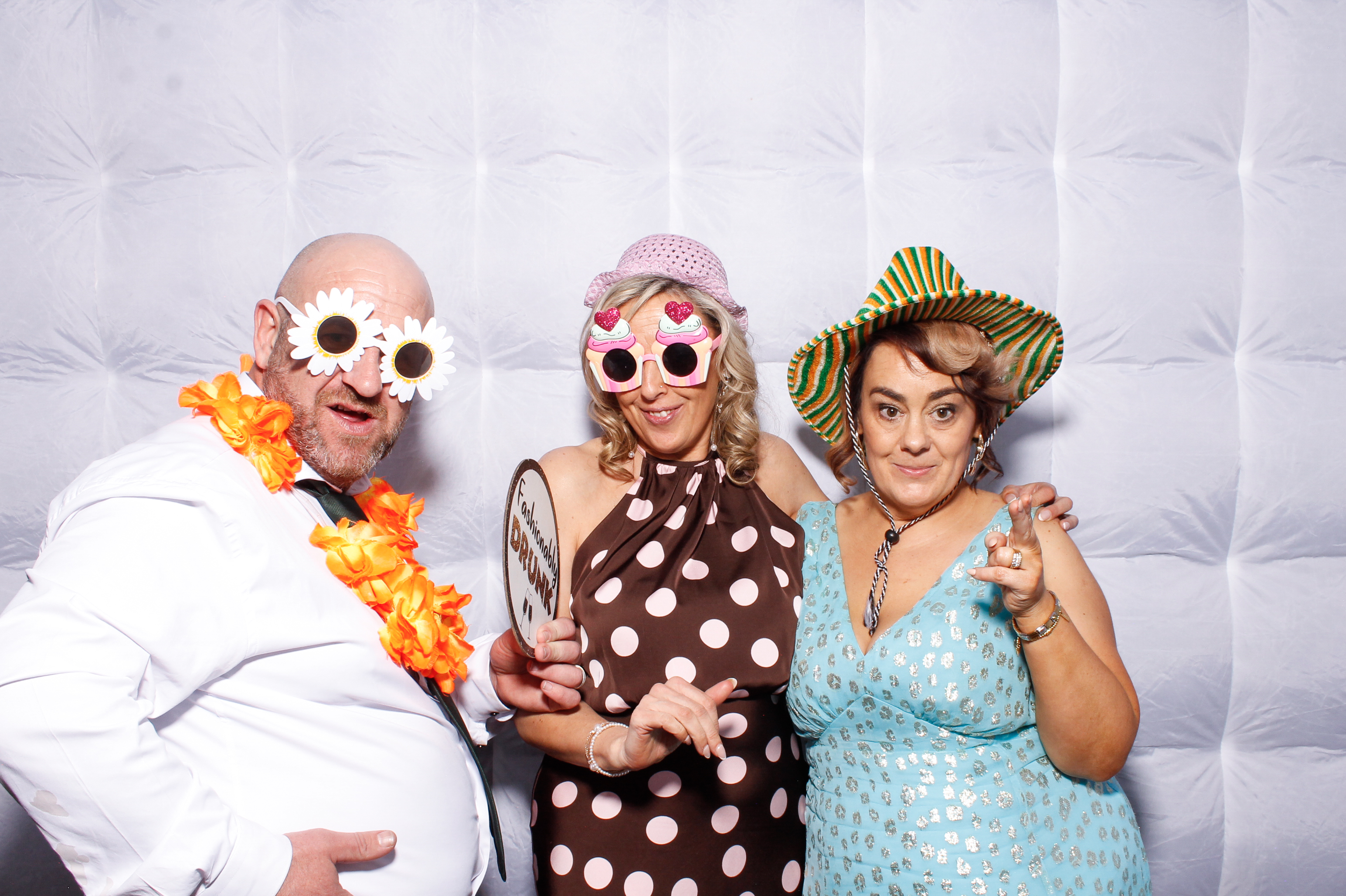 Megan & Liam | View more photos from the event at gallery.snapmagic.ie/u/SnapMagic/Megan-Liam