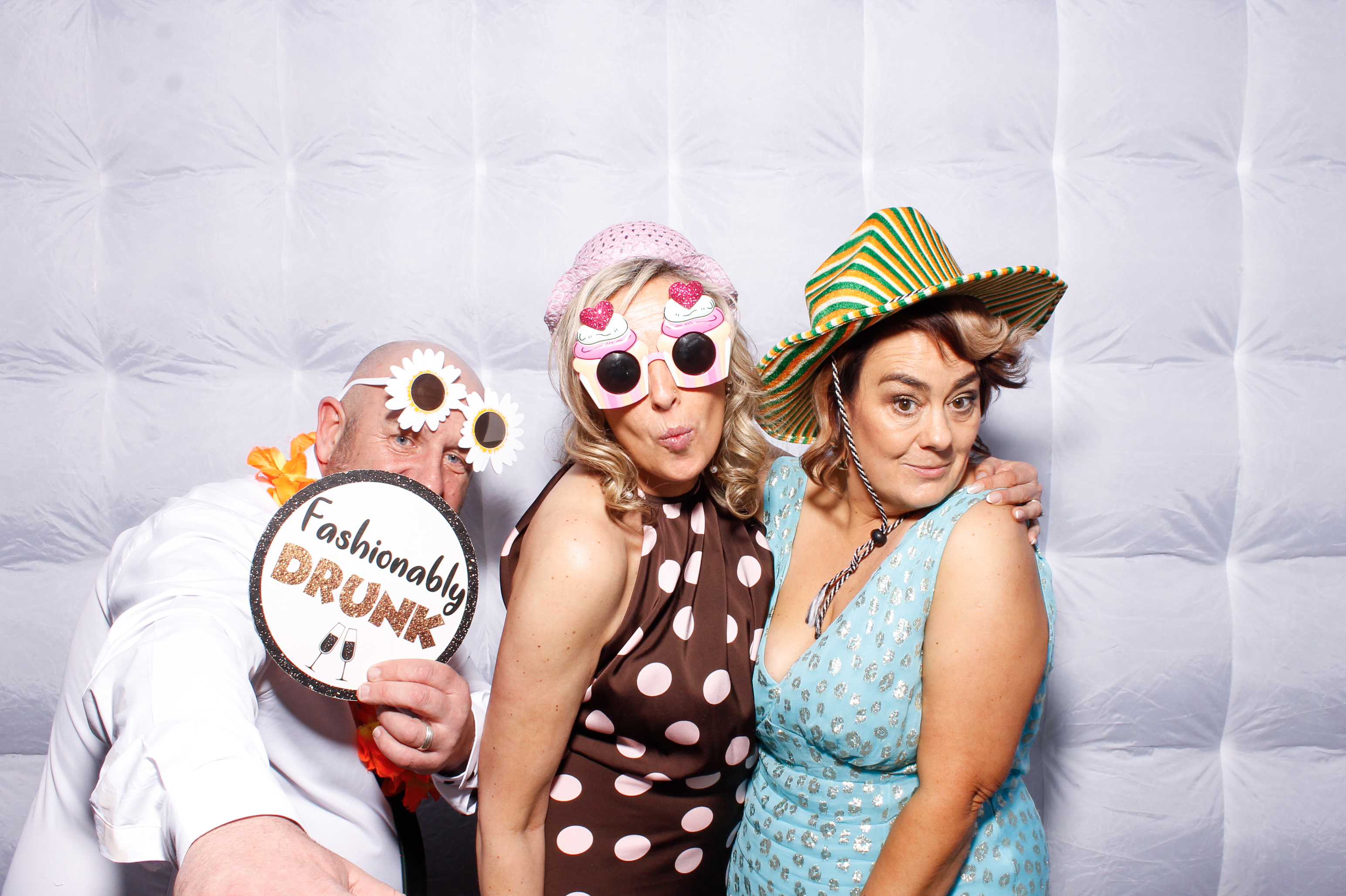 Megan & Liam | View more photos from the event at gallery.snapmagic.ie/u/SnapMagic/Megan-Liam