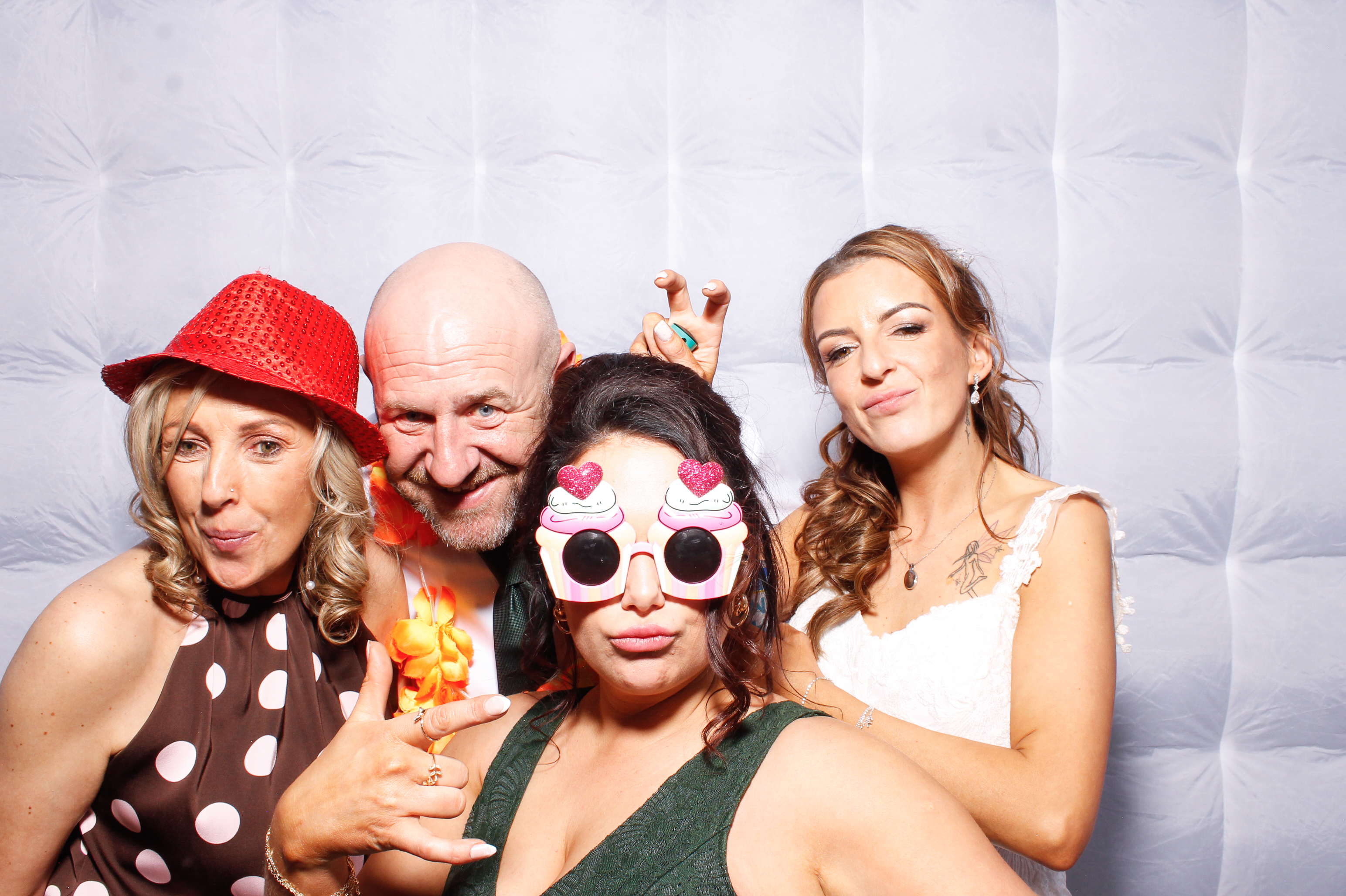 Megan & Liam | View more photos from the event at gallery.snapmagic.ie/u/SnapMagic/Megan-Liam