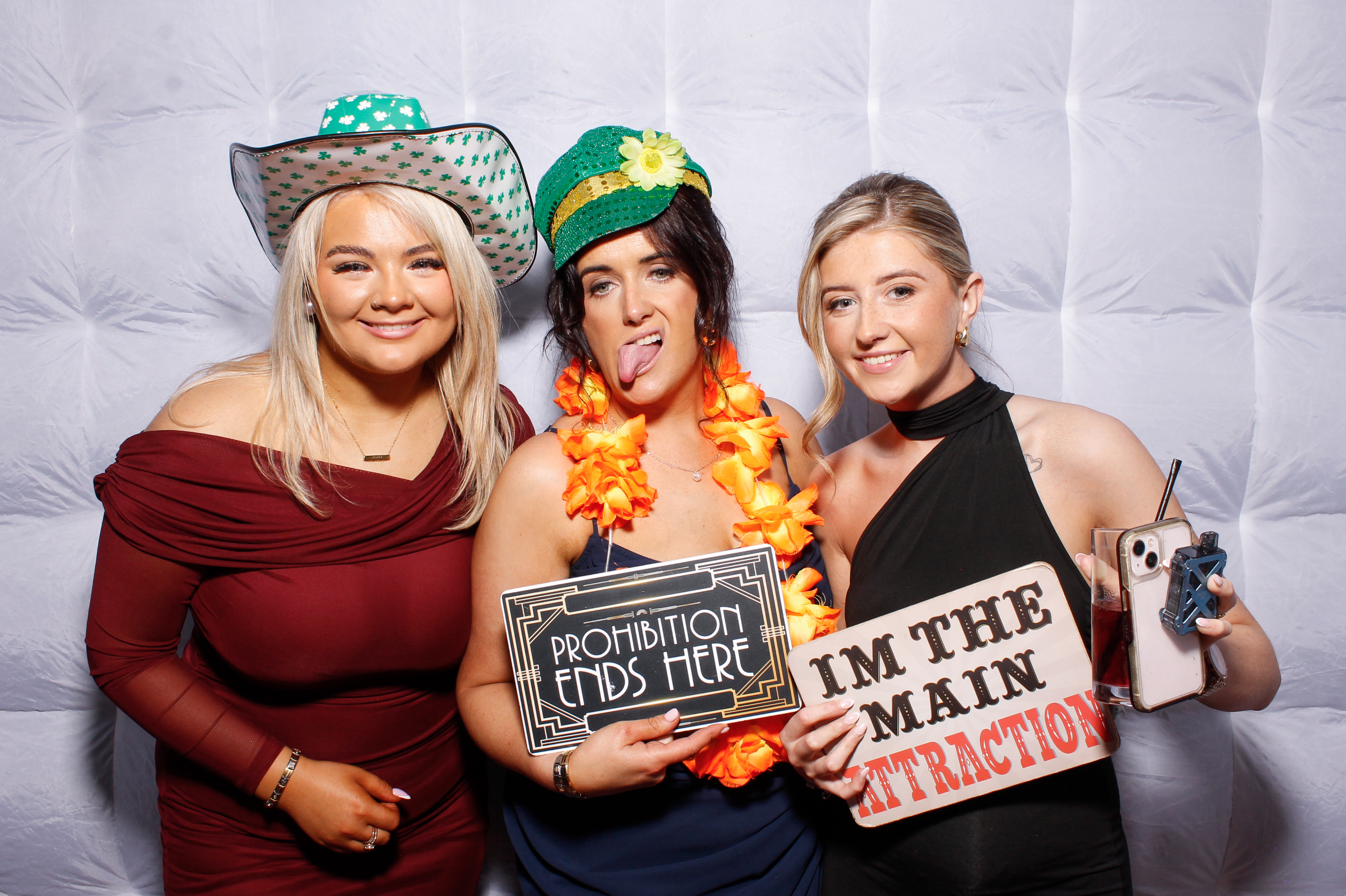 Megan & Liam | View more photos from the event at gallery.snapmagic.ie/u/SnapMagic/Megan-Liam