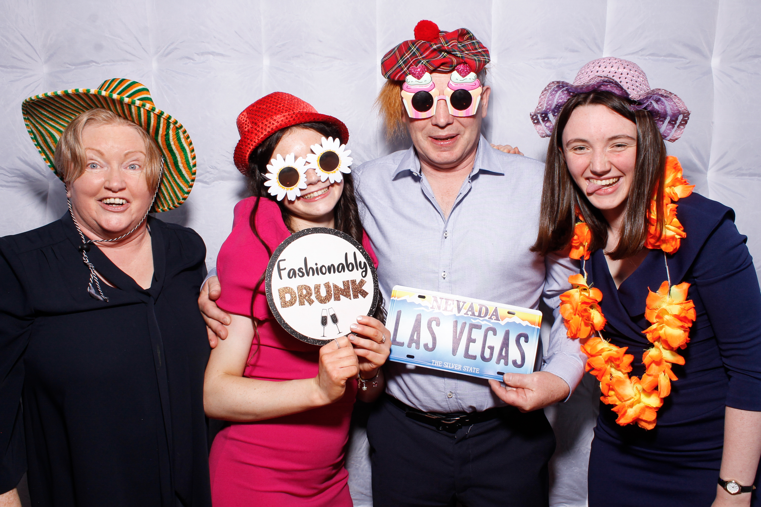 Megan & Liam | View more photos from the event at gallery.snapmagic.ie/u/SnapMagic/Megan-Liam