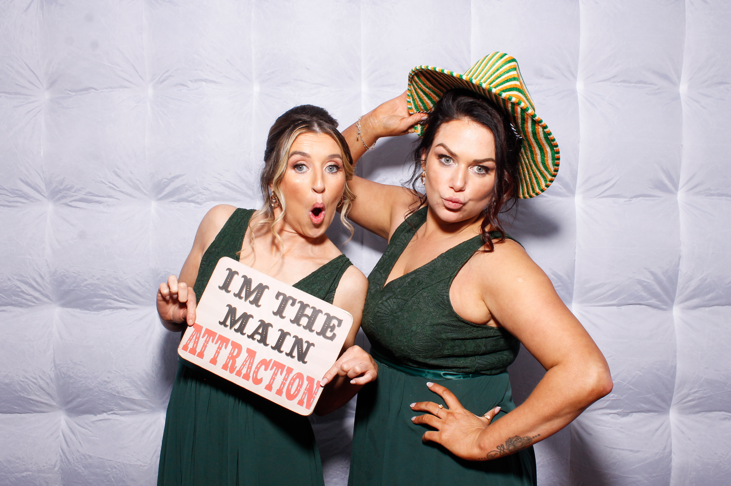 Megan & Liam | View more photos from the event at gallery.snapmagic.ie/u/SnapMagic/Megan-Liam