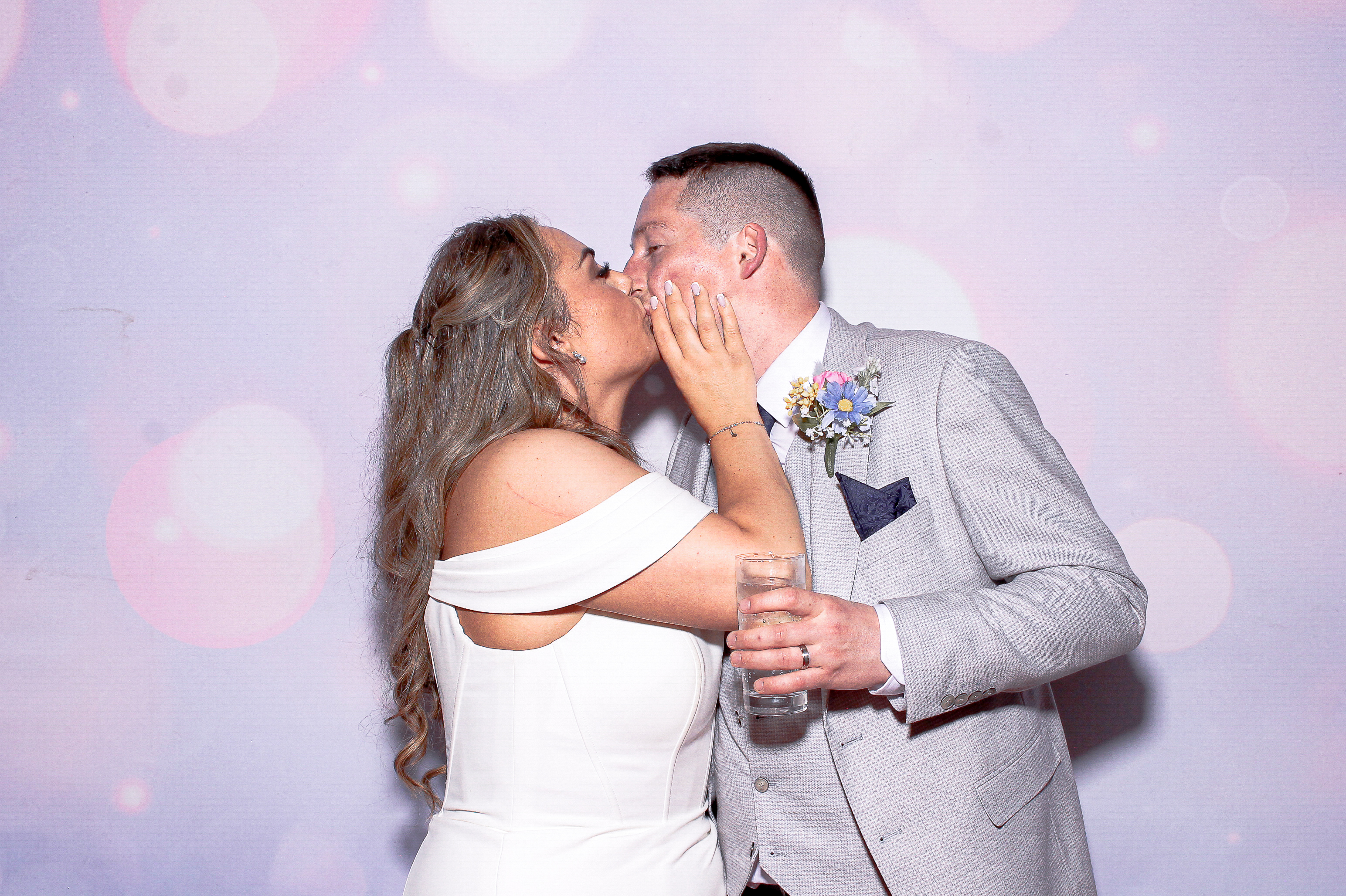 Megan & Shane | View more photos from the event at gallery.snapmagic.ie/u/SnapMagic/Megan-Shane