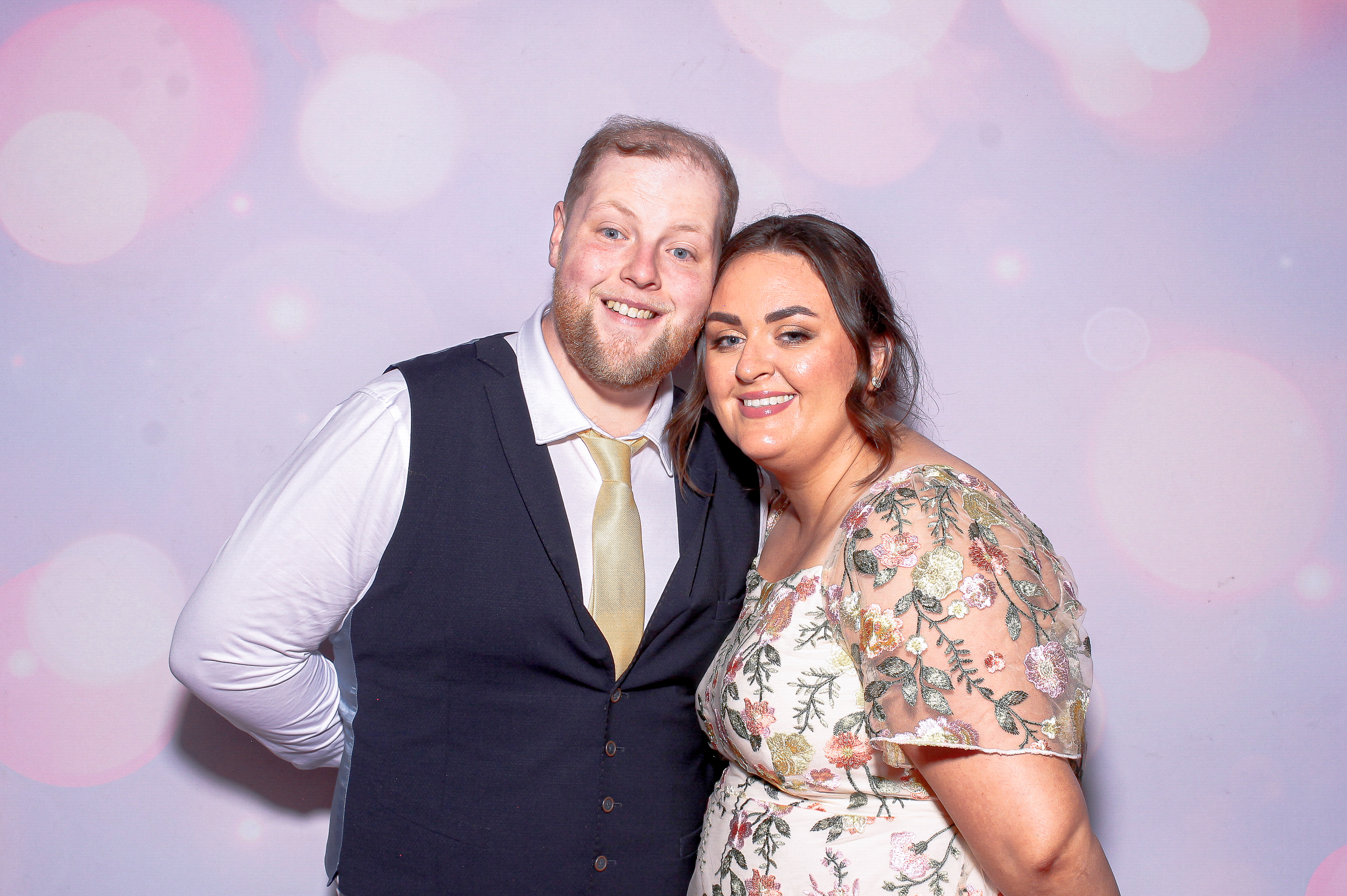 Megan & Shane | View more photos from the event at gallery.snapmagic.ie/u/SnapMagic/Megan-Shane