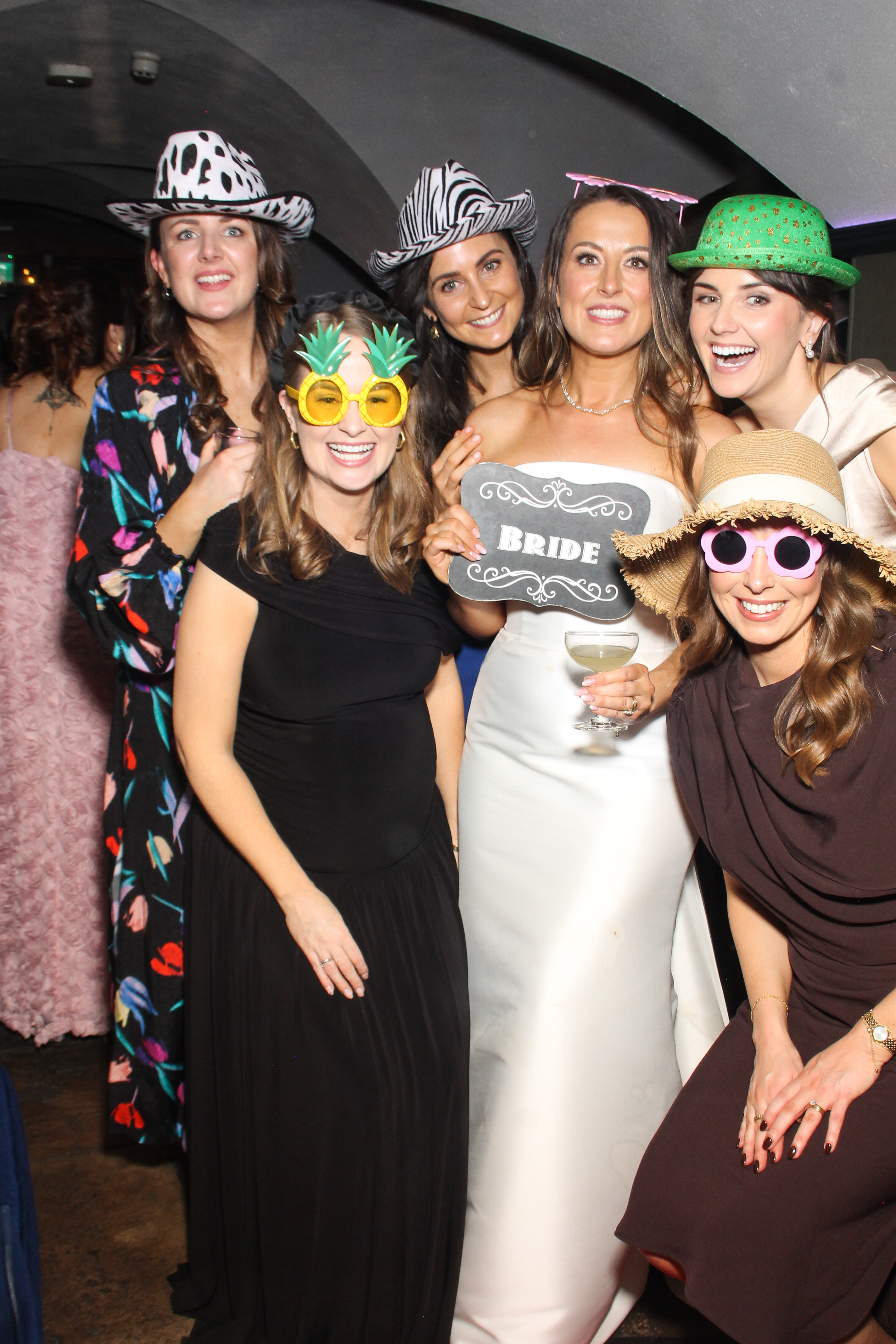 Nicole & Cathal | View more photos from the event at gallery.snapmagic.ie/u/SnapMagic/Nicole-Cathal