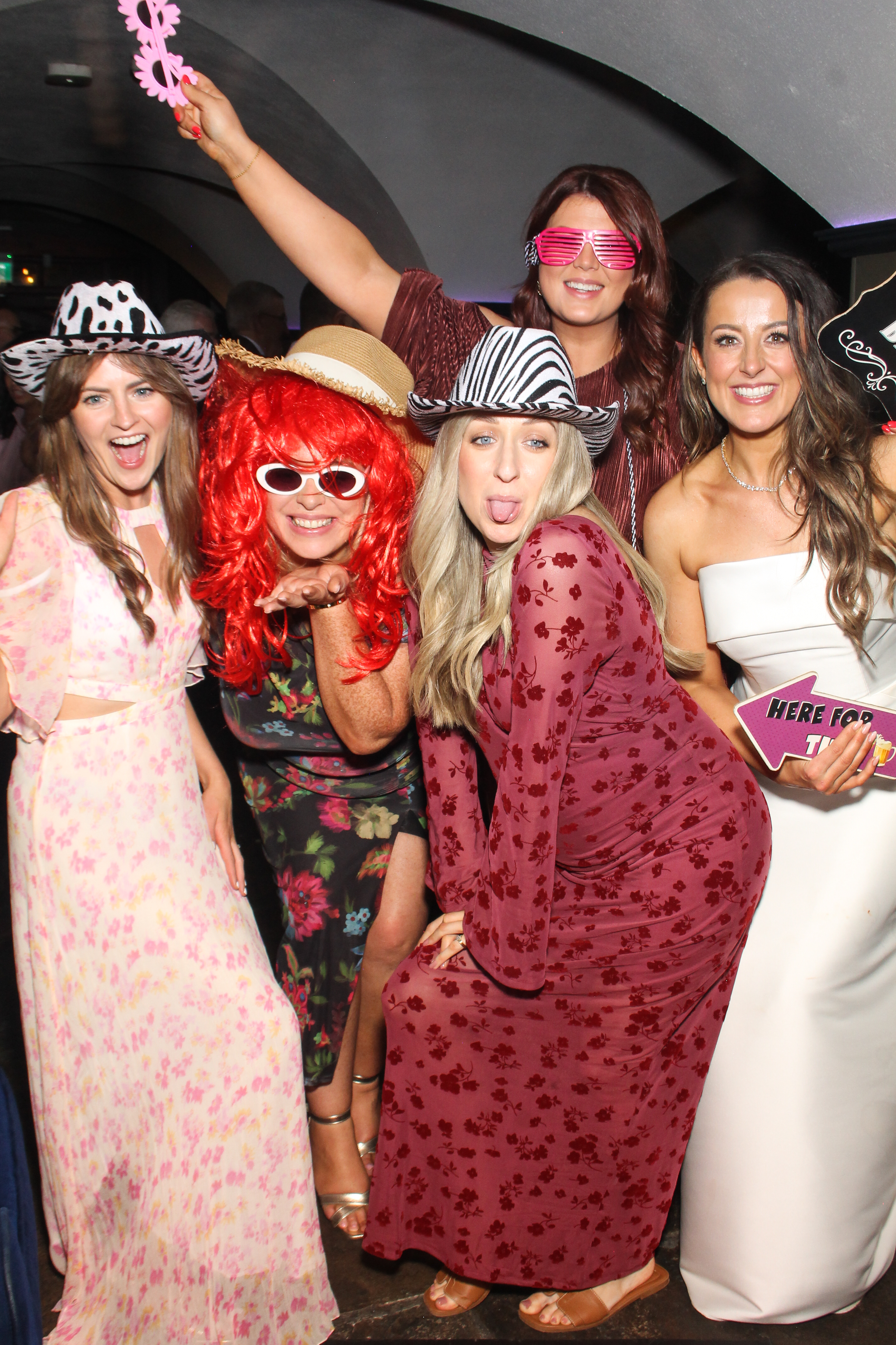 Nicole & Cathal | View more photos from the event at gallery.snapmagic.ie/u/SnapMagic/Nicole-Cathal