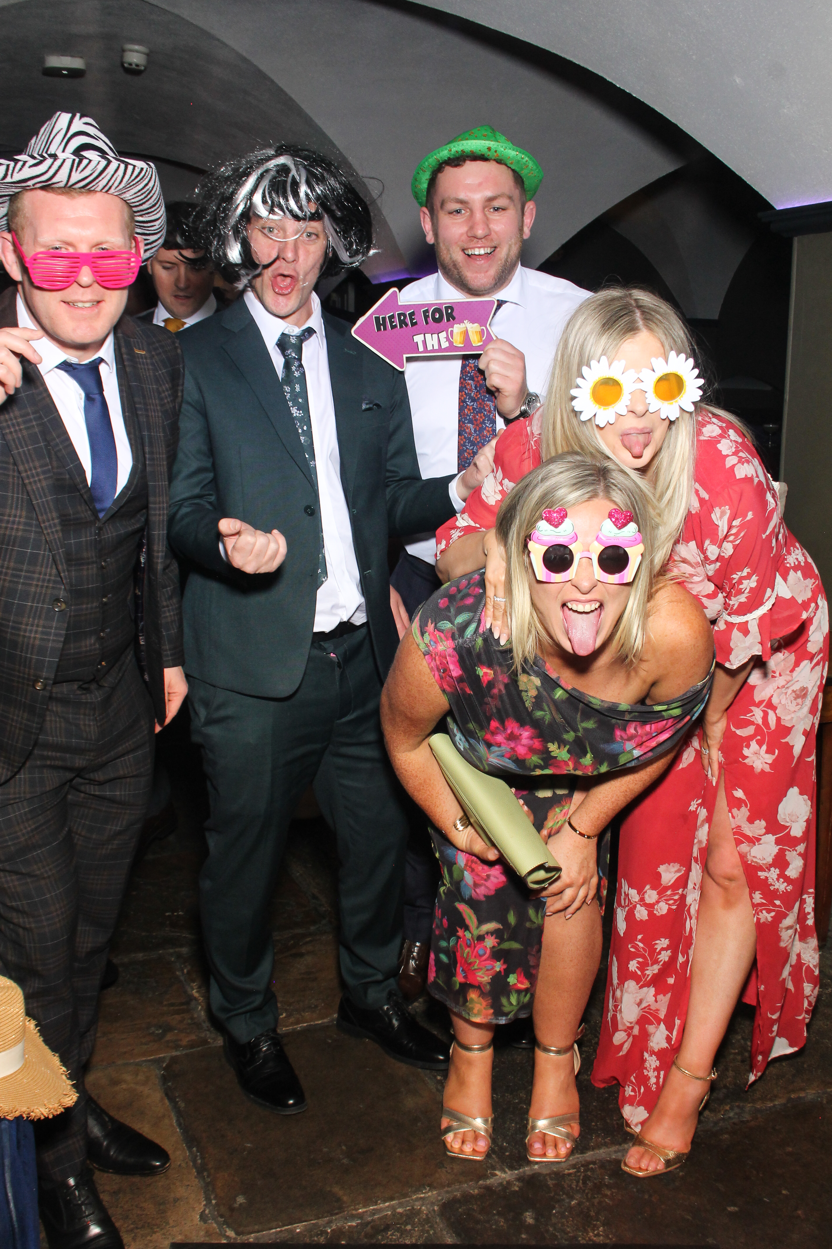 Nicole & Cathal | View more photos from the event at gallery.snapmagic.ie/u/SnapMagic/Nicole-Cathal