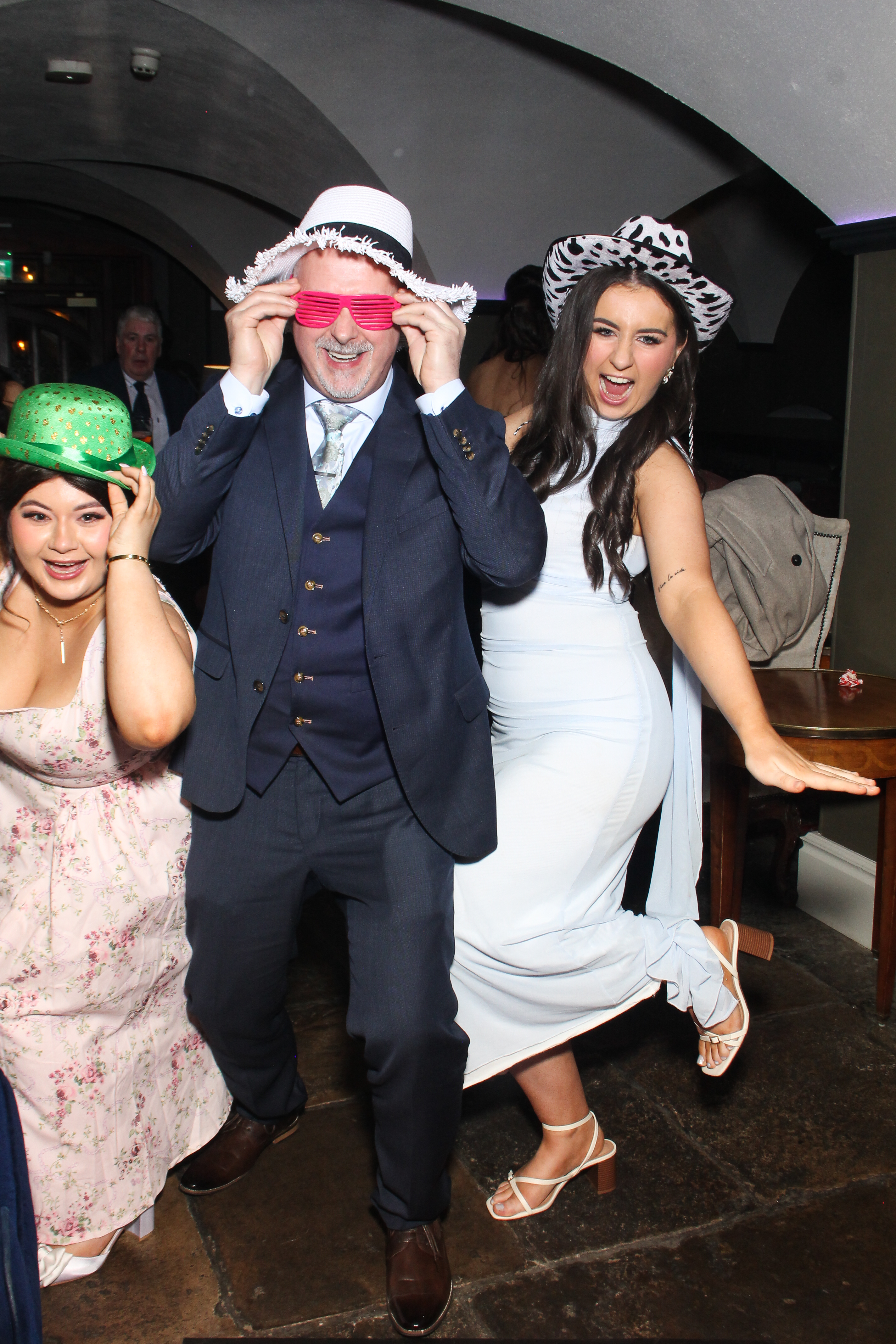 Nicole & Cathal | View more photos from the event at gallery.snapmagic.ie/u/SnapMagic/Nicole-Cathal