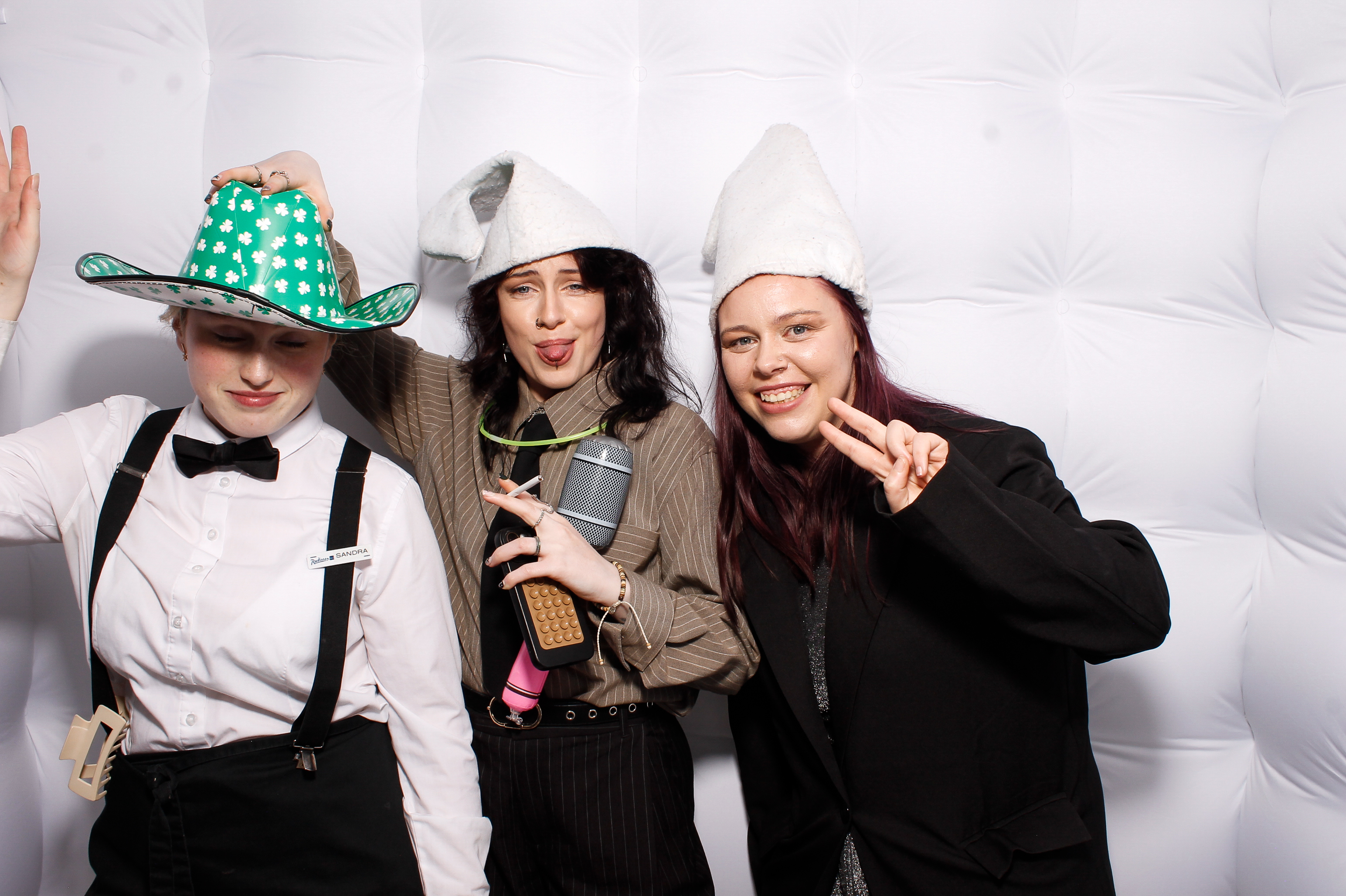 Rachael & Lokesh | View more photos from the event at gallery.snapmagic.ie/u/SnapMagic/Rachael-Lokesh