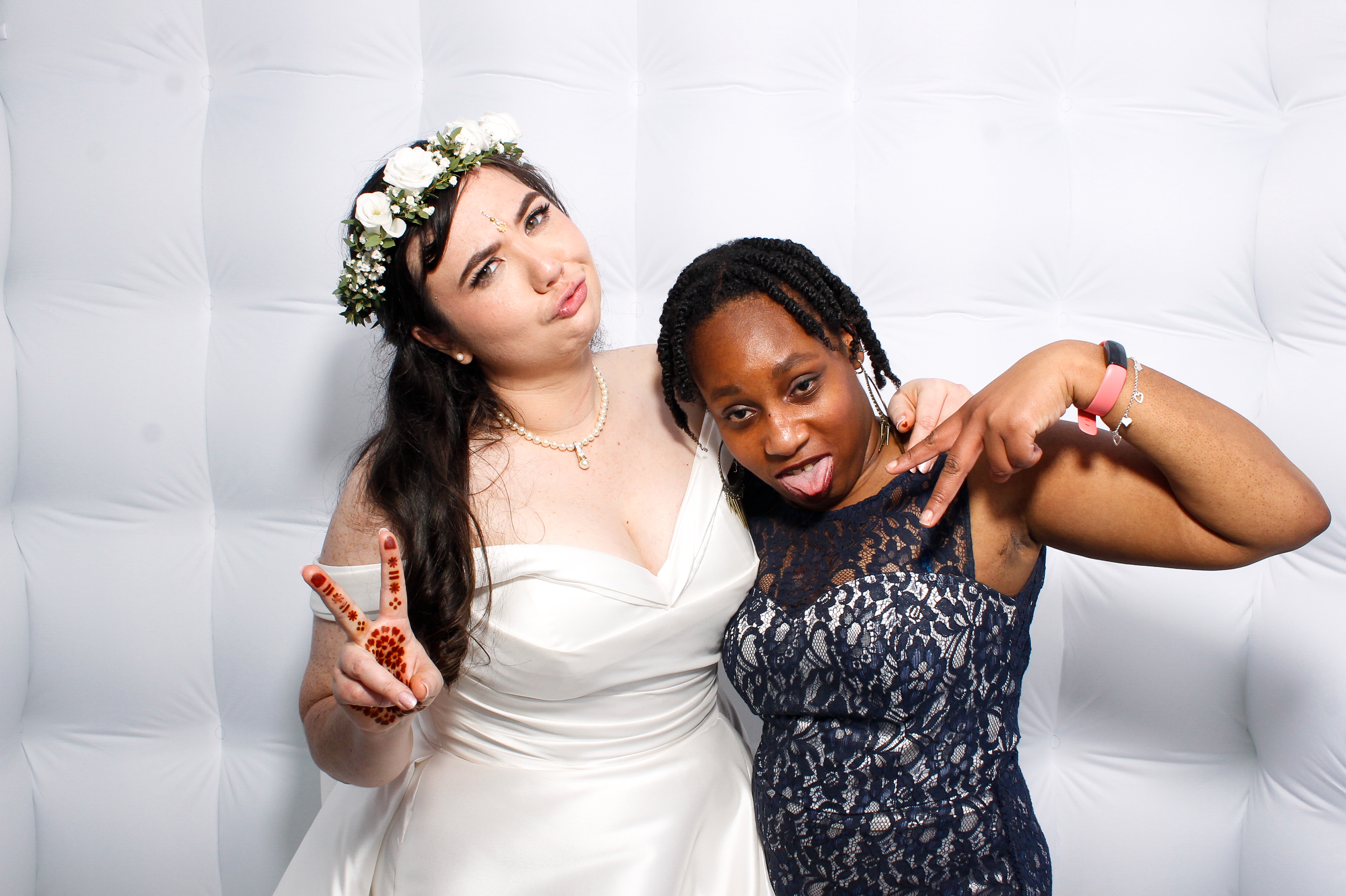 Rachael & Lokesh | View more photos from the event at gallery.snapmagic.ie/u/SnapMagic/Rachael-Lokesh