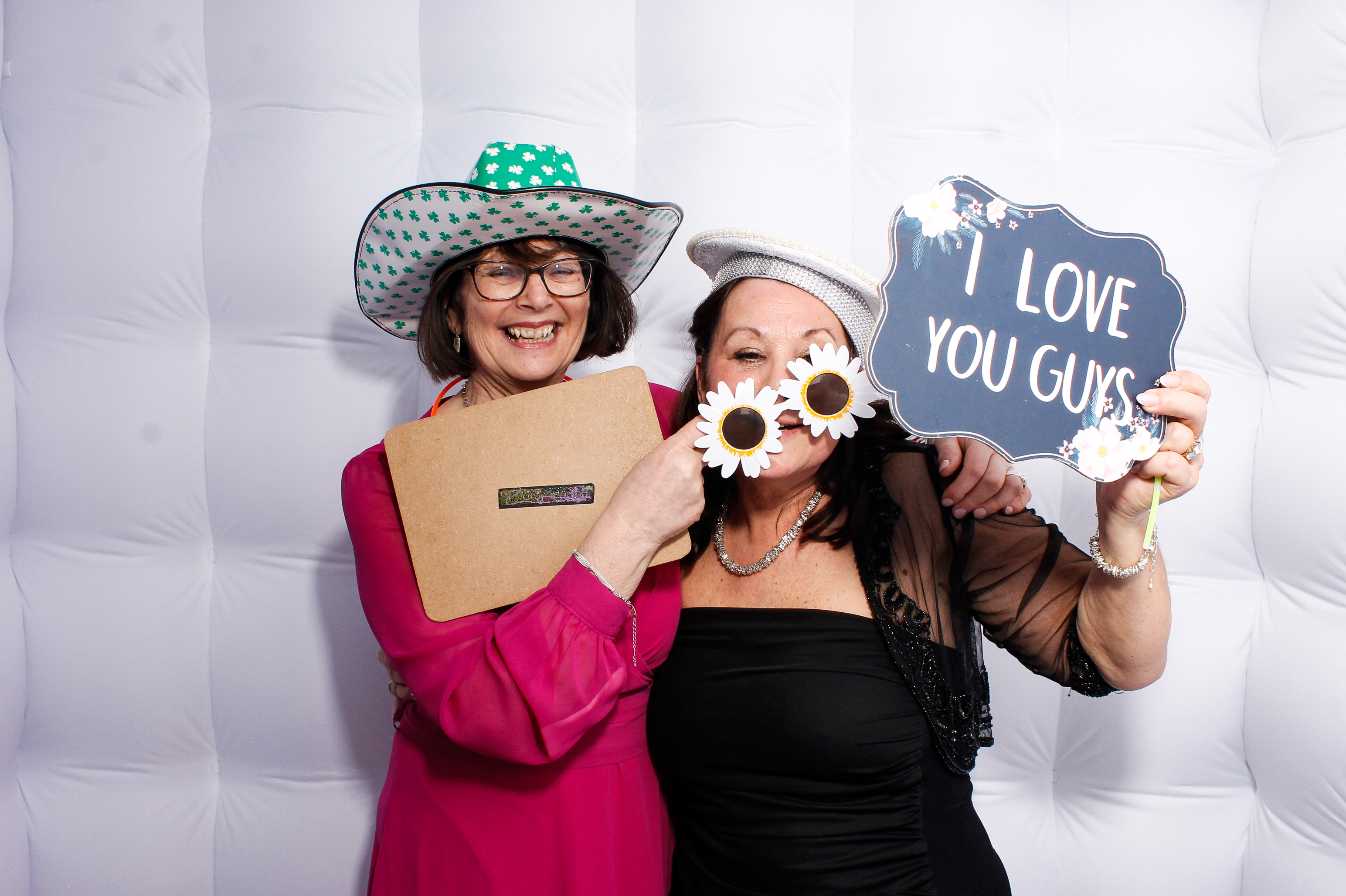 Rachael & Lokesh | View more photos from the event at gallery.snapmagic.ie/u/SnapMagic/Rachael-Lokesh