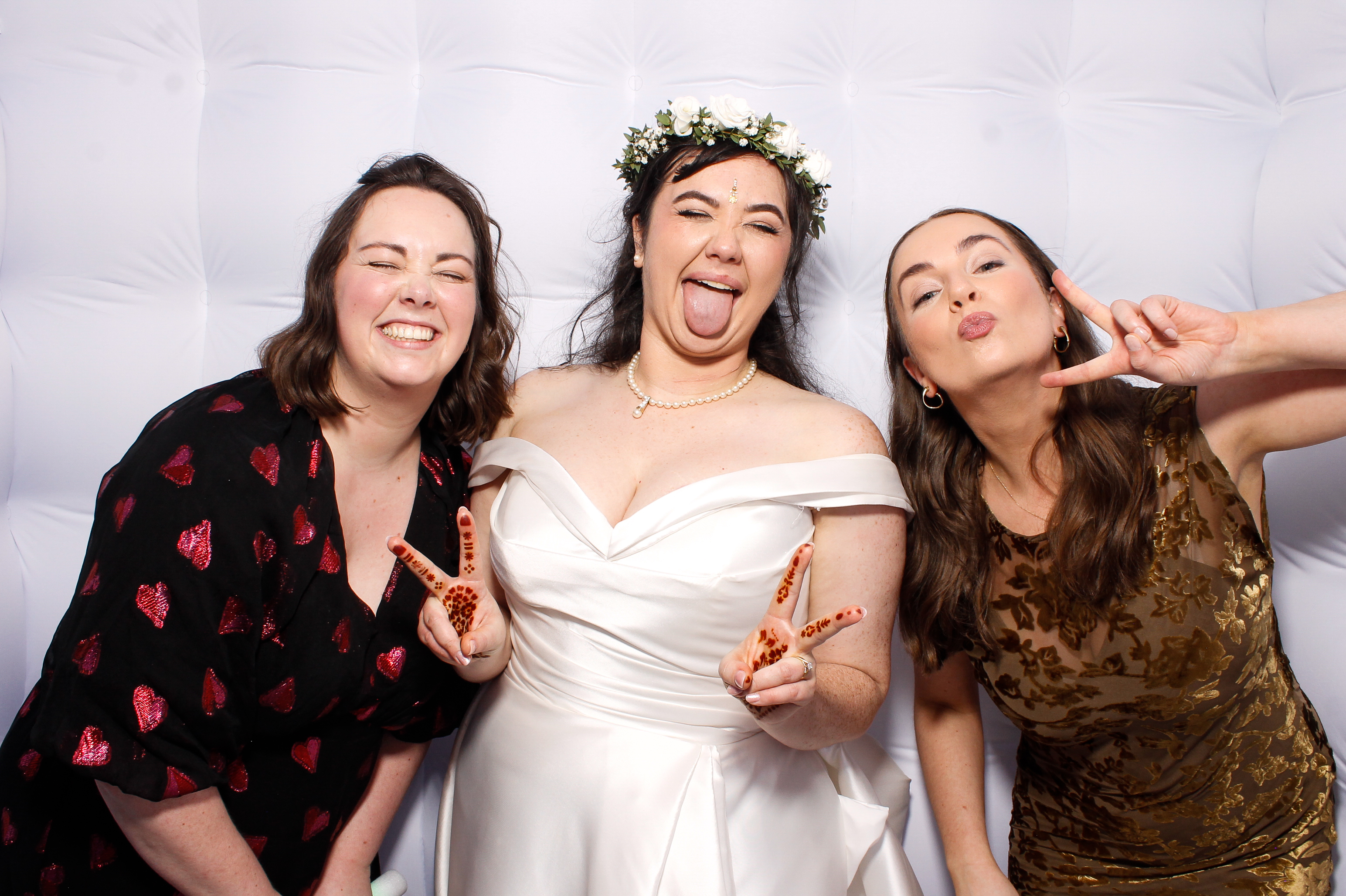 Rachael & Lokesh | View more photos from the event at gallery.snapmagic.ie/u/SnapMagic/Rachael-Lokesh