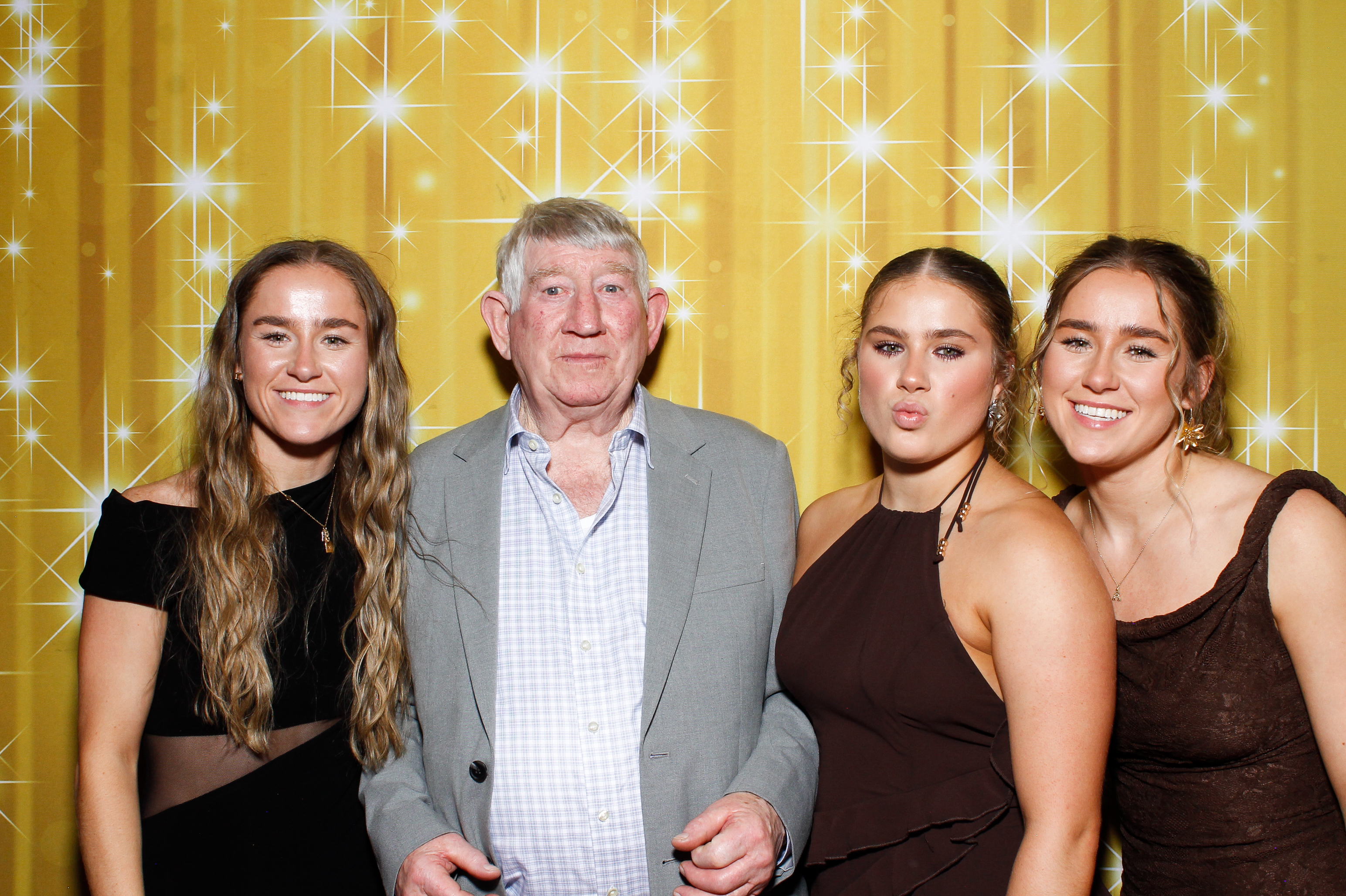 Siobhan & Lawrence | View more photos from the event at gallery.snapmagic.ie/u/SnapMagic/Siobhan-Lawrence