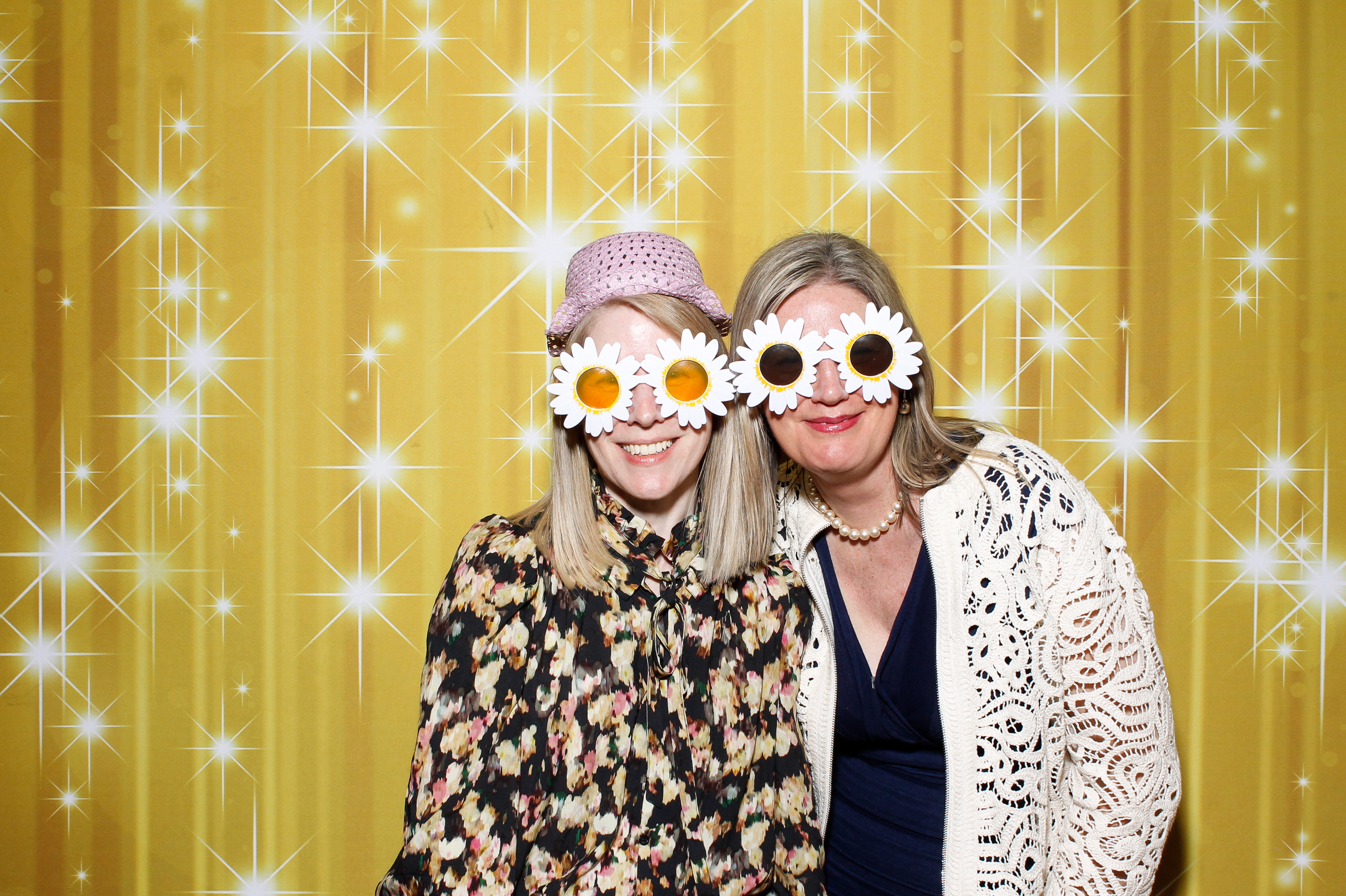 Siobhan & Lawrence | View more photos from the event at gallery.snapmagic.ie/u/SnapMagic/Siobhan-Lawrence