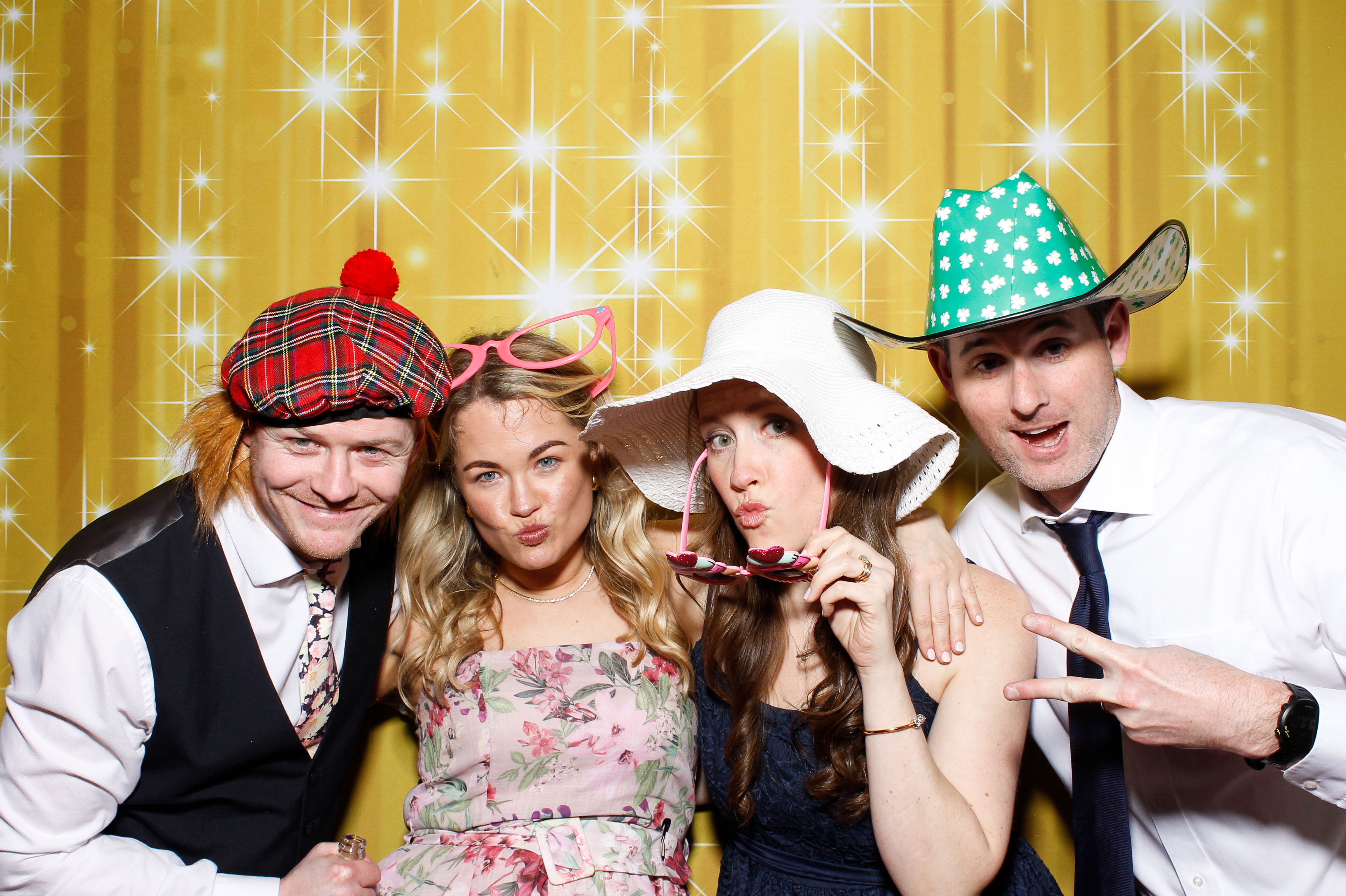 Siobhan & Lawrence | View more photos from the event at gallery.snapmagic.ie/u/SnapMagic/Siobhan-Lawrence