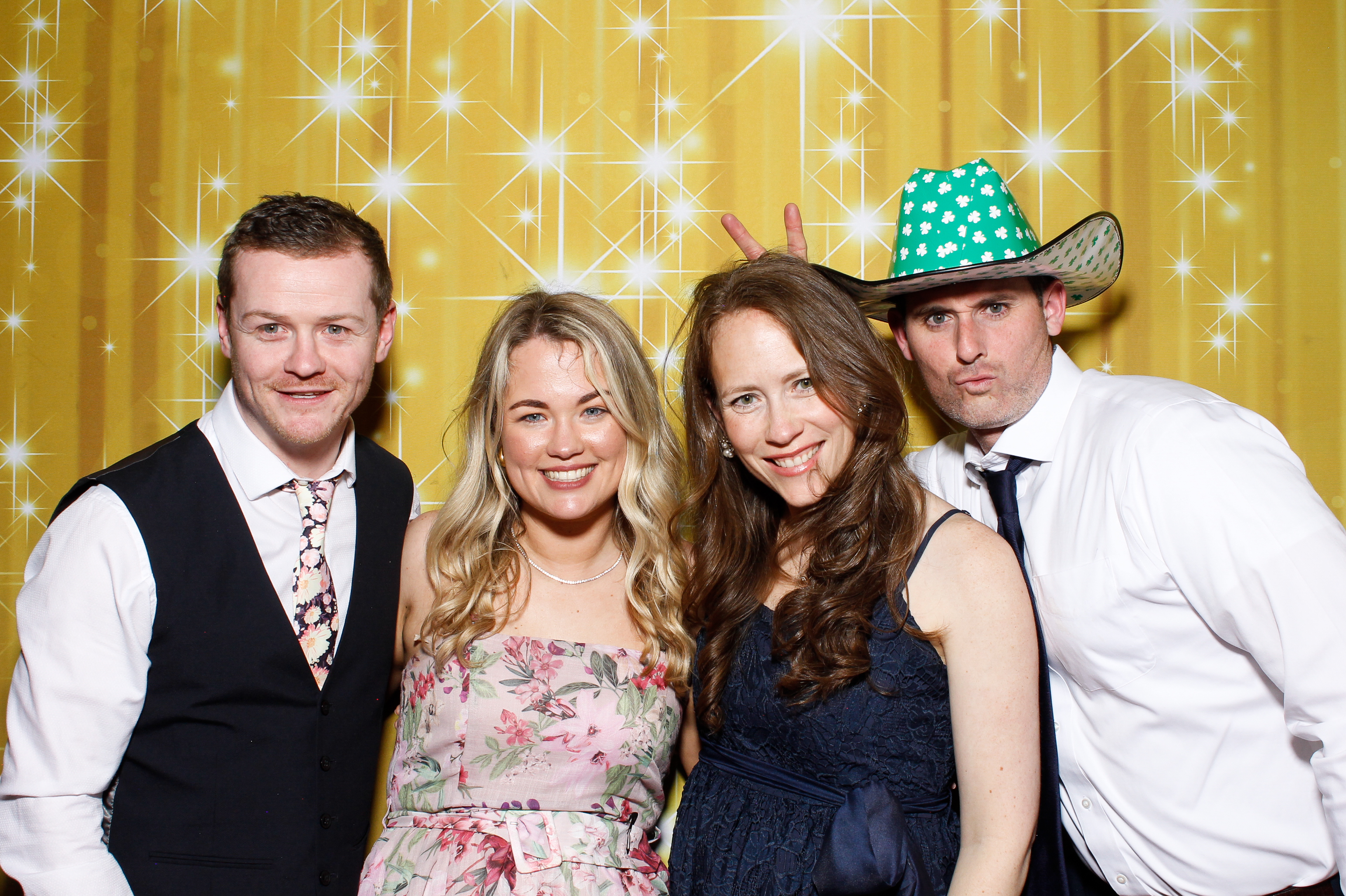 Siobhan & Lawrence | View more photos from the event at gallery.snapmagic.ie/u/SnapMagic/Siobhan-Lawrence