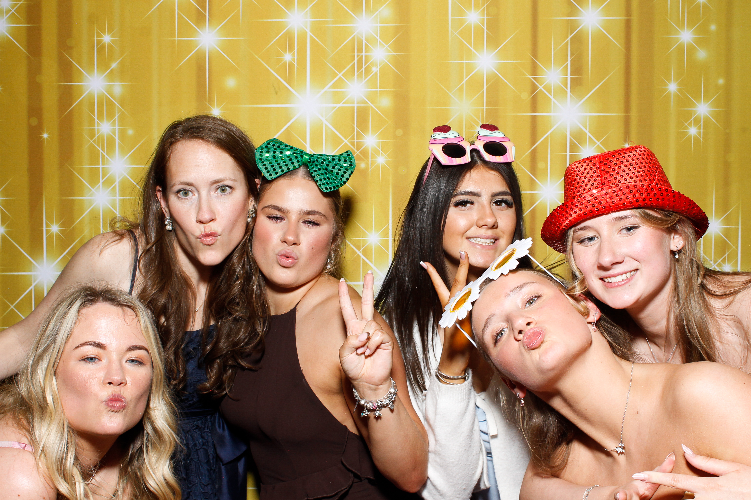 Siobhan & Lawrence | View more photos from the event at gallery.snapmagic.ie/u/SnapMagic/Siobhan-Lawrence