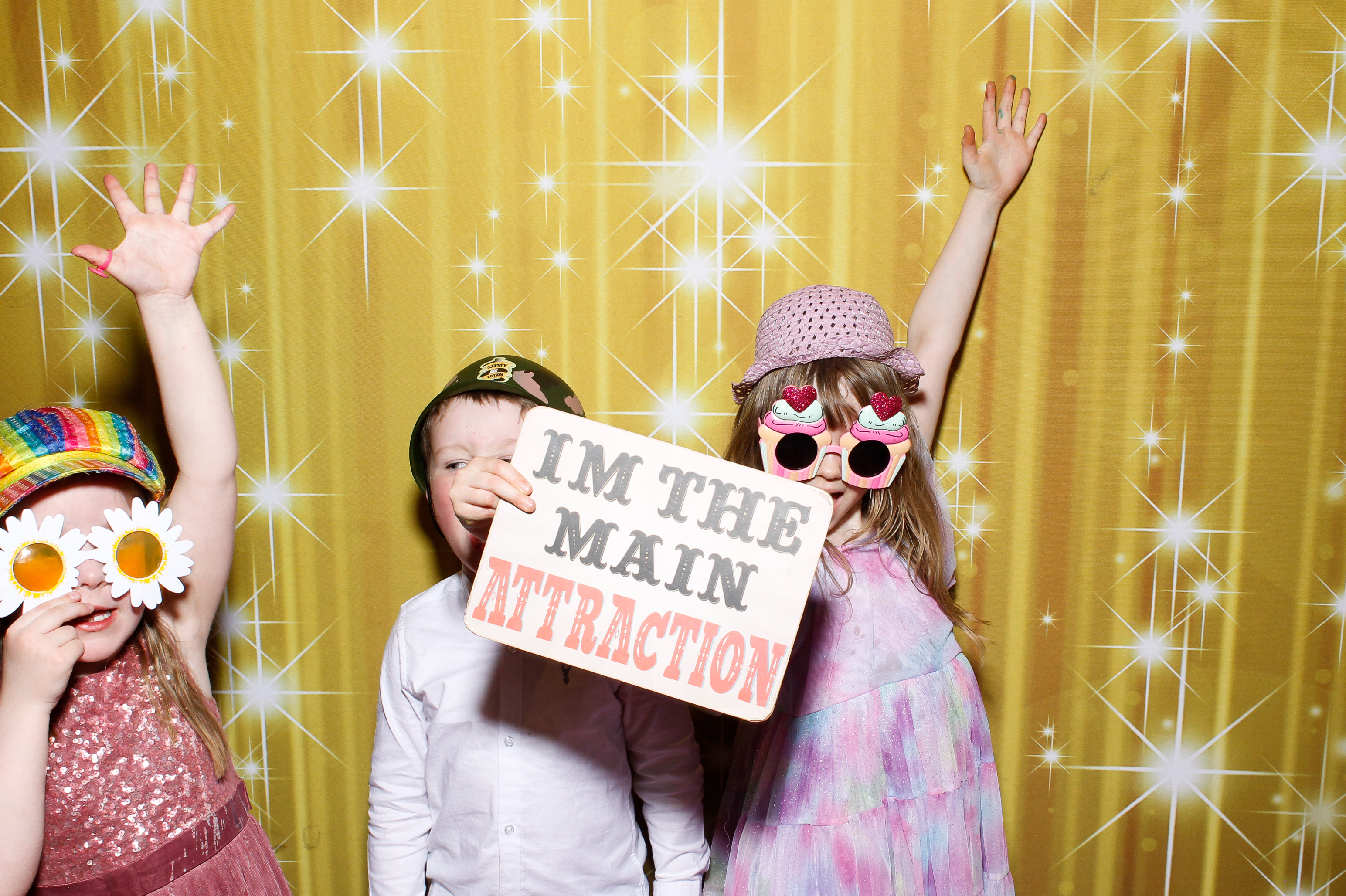 Siobhan & Lawrence | View more photos from the event at gallery.snapmagic.ie/u/SnapMagic/Siobhan-Lawrence