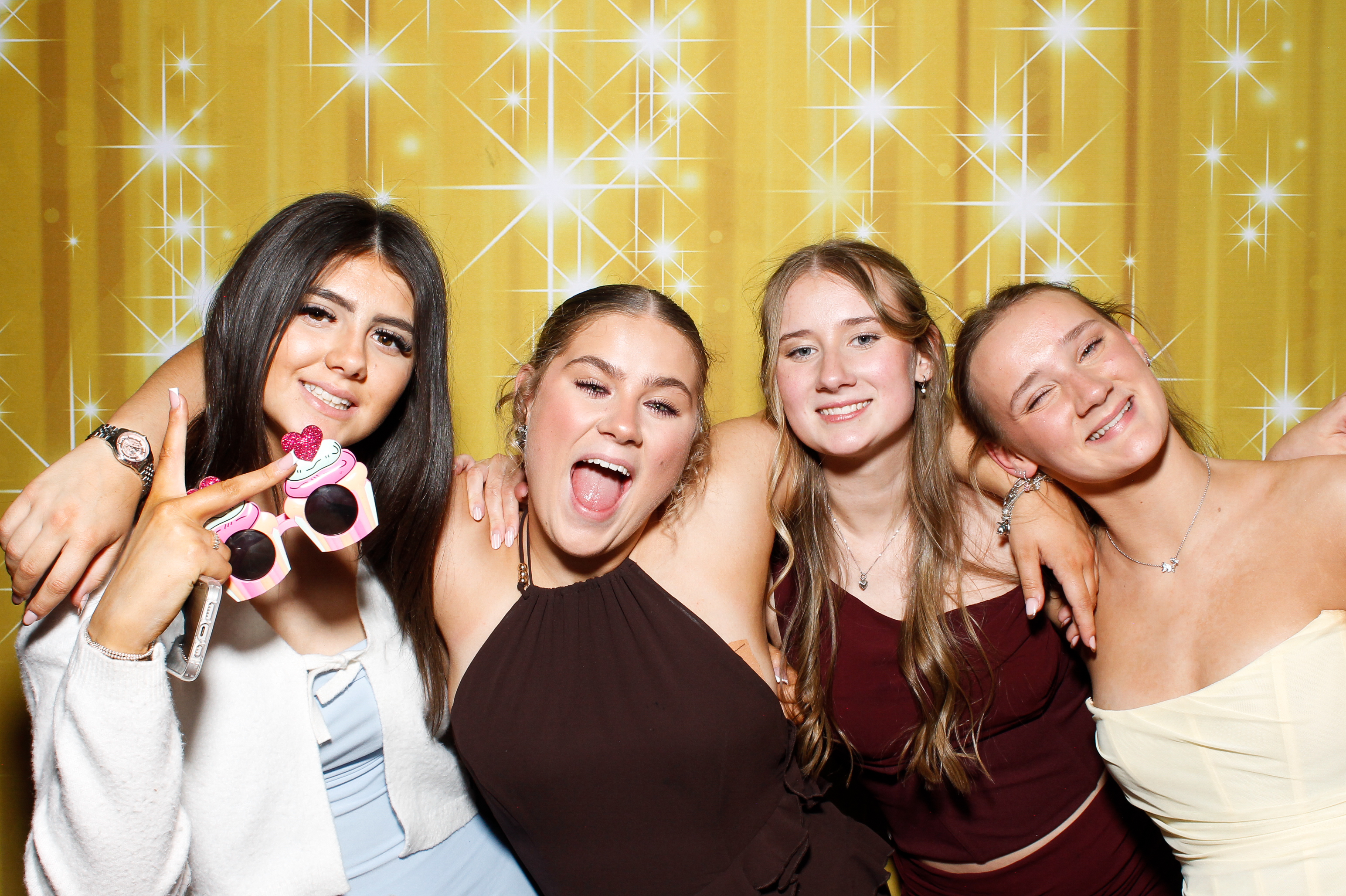 Siobhan & Lawrence | View more photos from the event at gallery.snapmagic.ie/u/SnapMagic/Siobhan-Lawrence