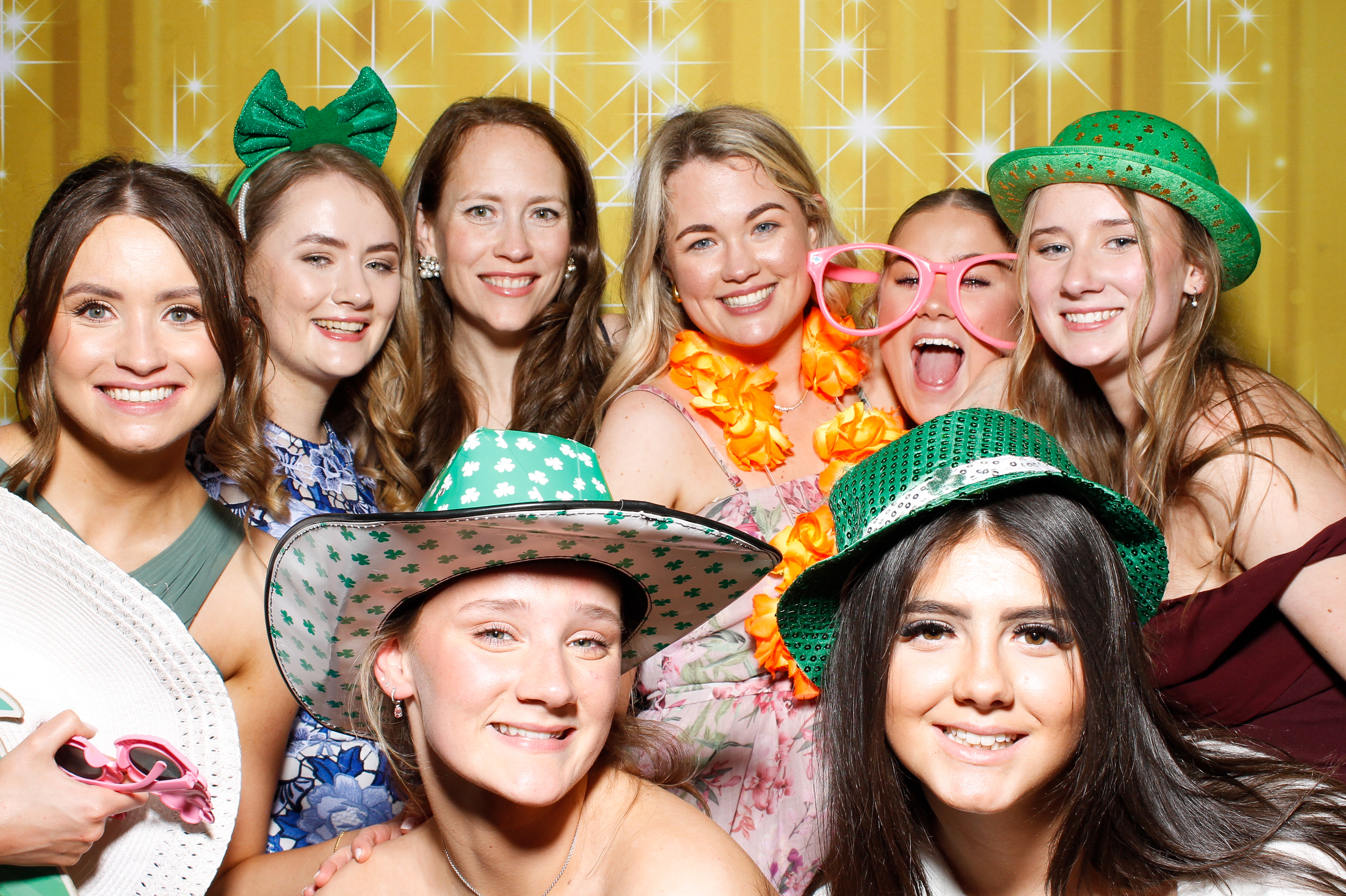 Siobhan & Lawrence | View more photos from the event at gallery.snapmagic.ie/u/SnapMagic/Siobhan-Lawrence