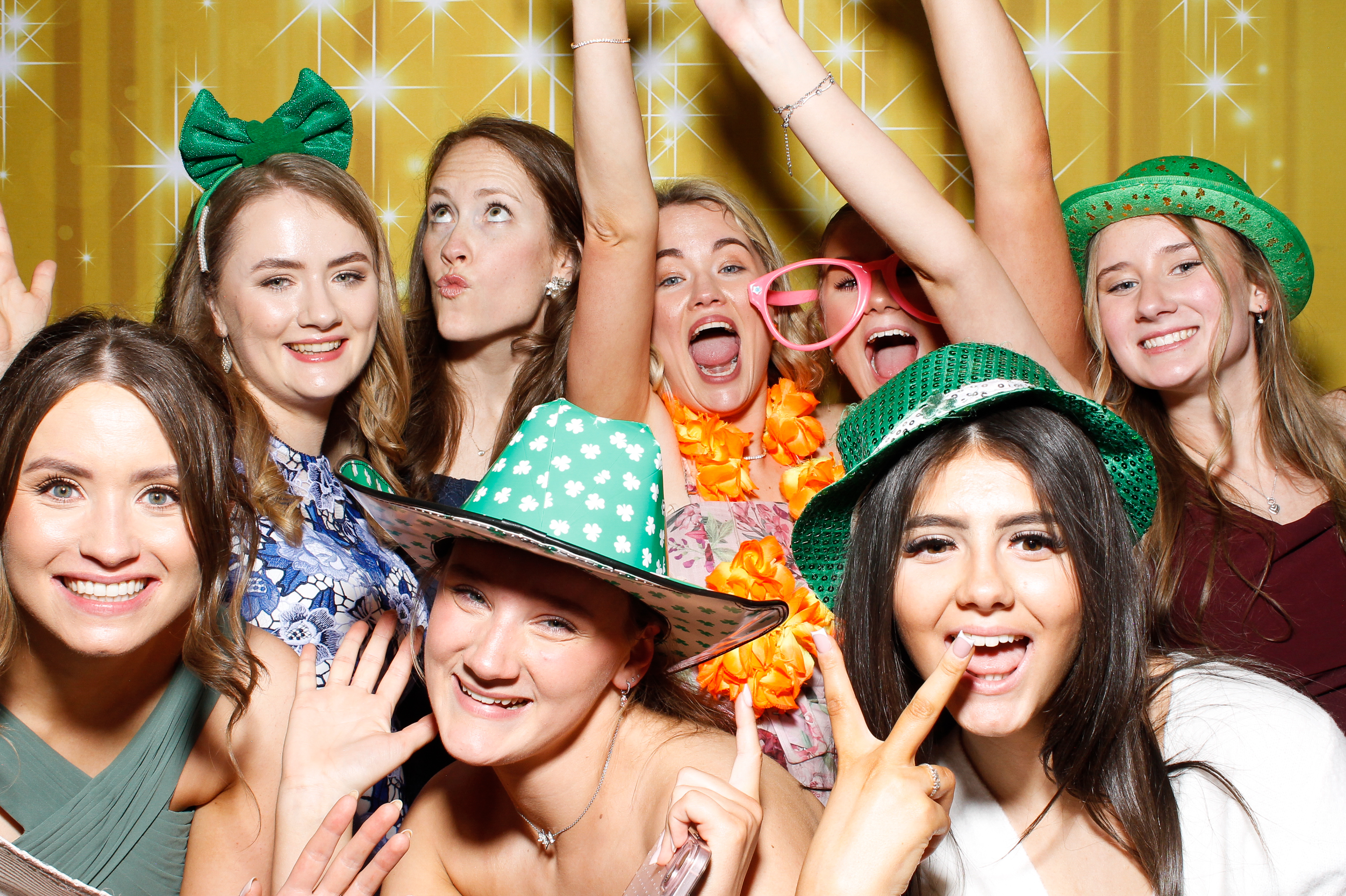 Siobhan & Lawrence | View more photos from the event at gallery.snapmagic.ie/u/SnapMagic/Siobhan-Lawrence