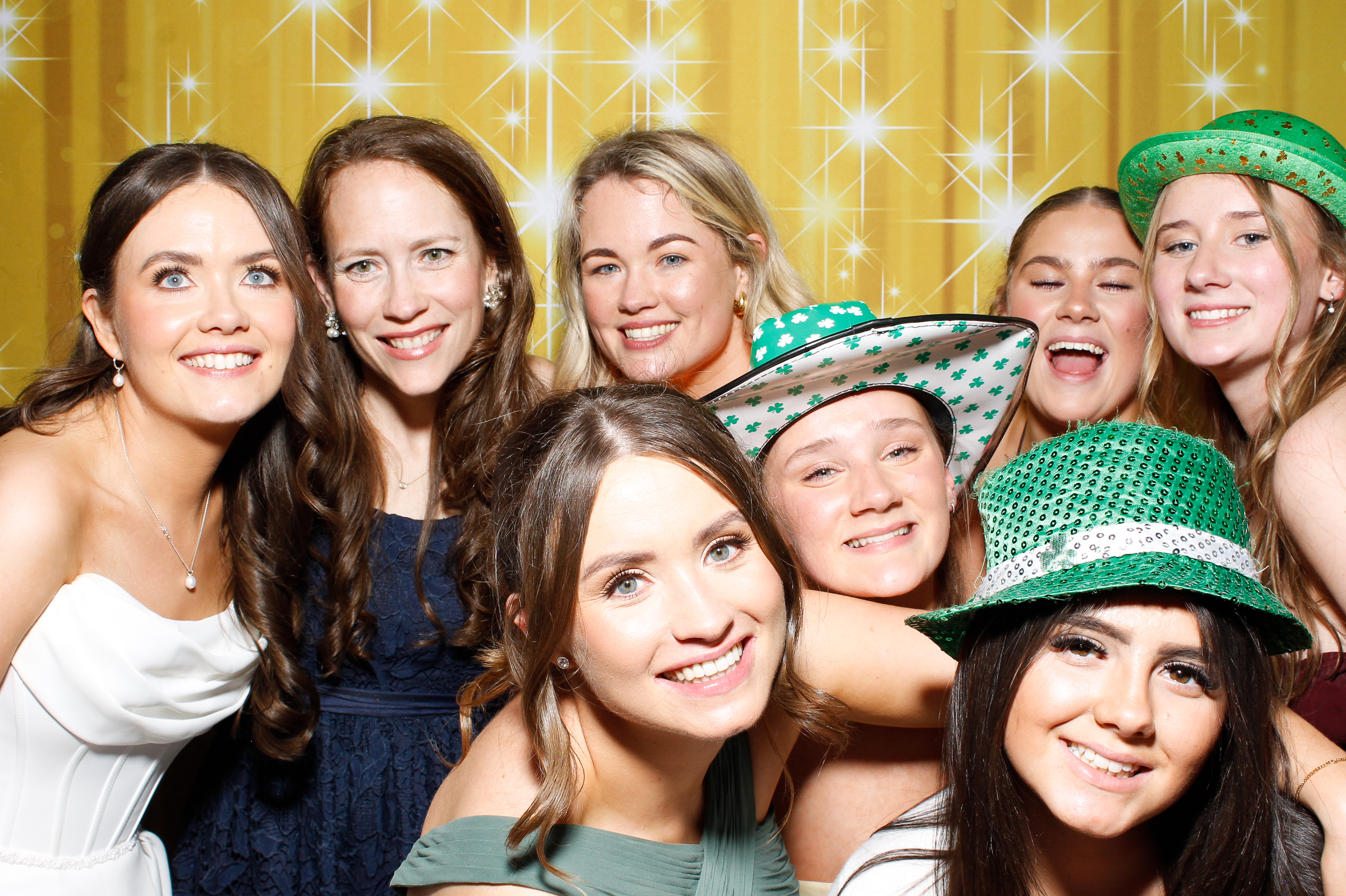 Siobhan & Lawrence | View more photos from the event at gallery.snapmagic.ie/u/SnapMagic/Siobhan-Lawrence