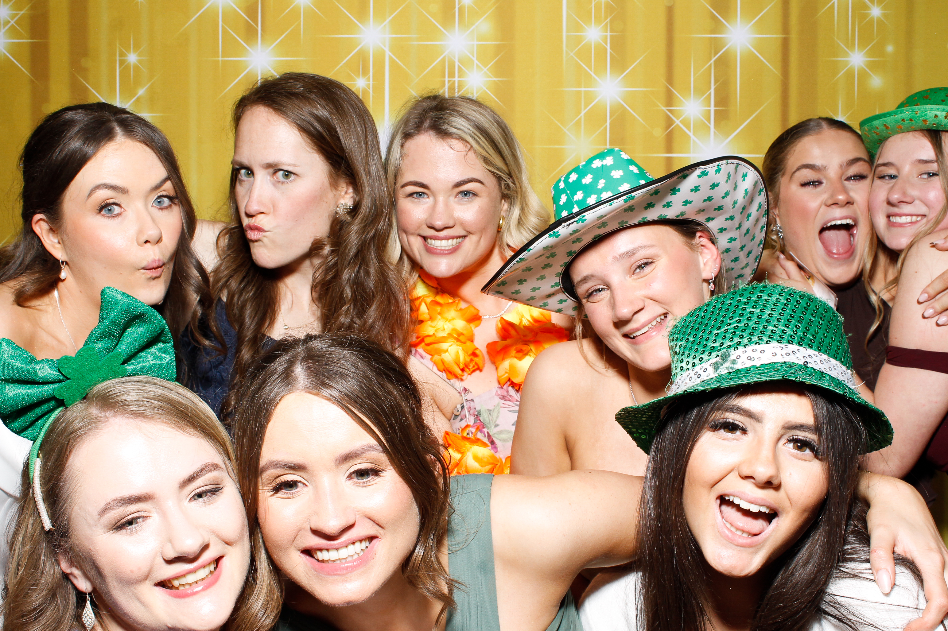 Siobhan & Lawrence | View more photos from the event at gallery.snapmagic.ie/u/SnapMagic/Siobhan-Lawrence