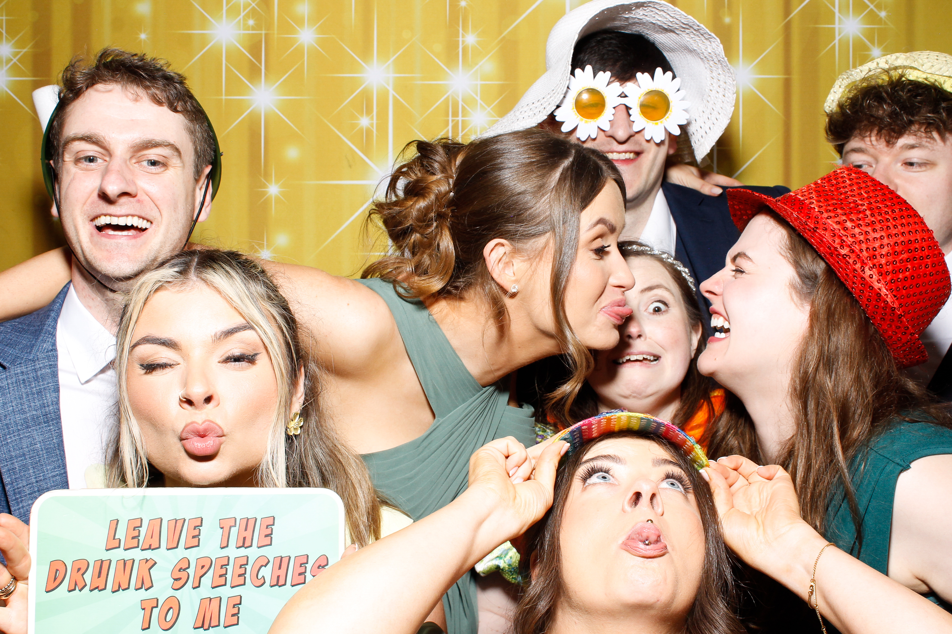 Siobhan & Lawrence | View more photos from the event at gallery.snapmagic.ie/u/SnapMagic/Siobhan-Lawrence