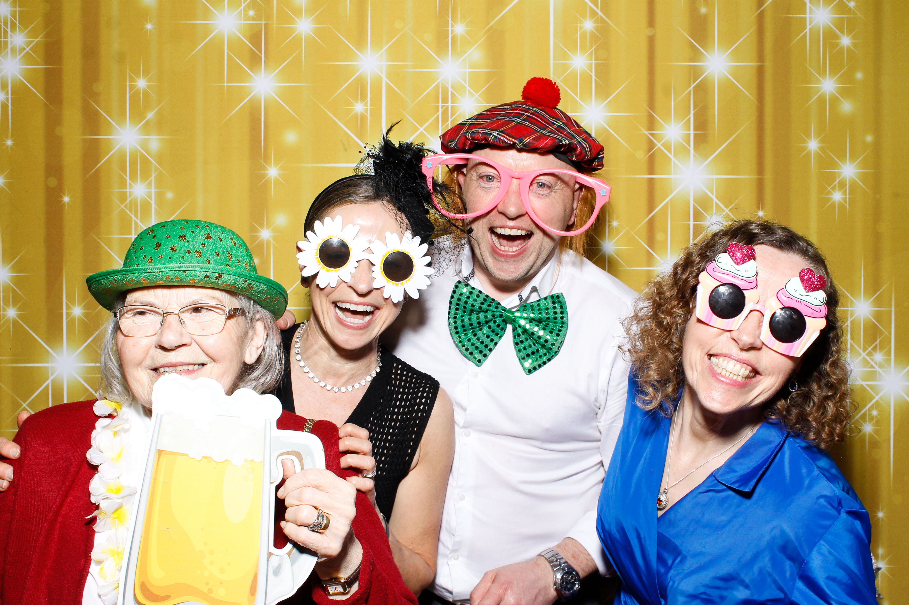 Siobhan & Lawrence | View more photos from the event at gallery.snapmagic.ie/u/SnapMagic/Siobhan-Lawrence