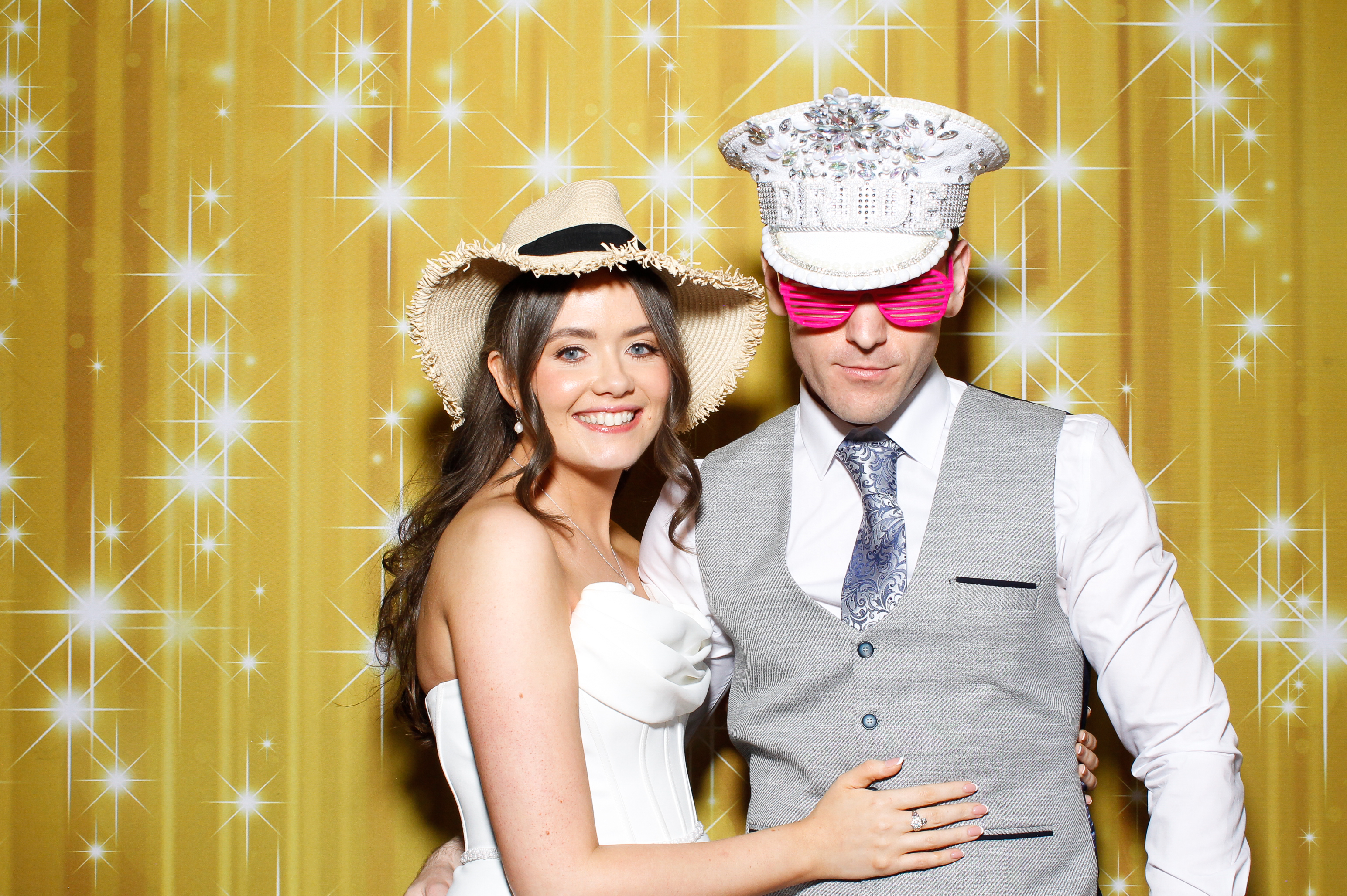 Siobhan & Lawrence | View more photos from the event at gallery.snapmagic.ie/u/SnapMagic/Siobhan-Lawrence