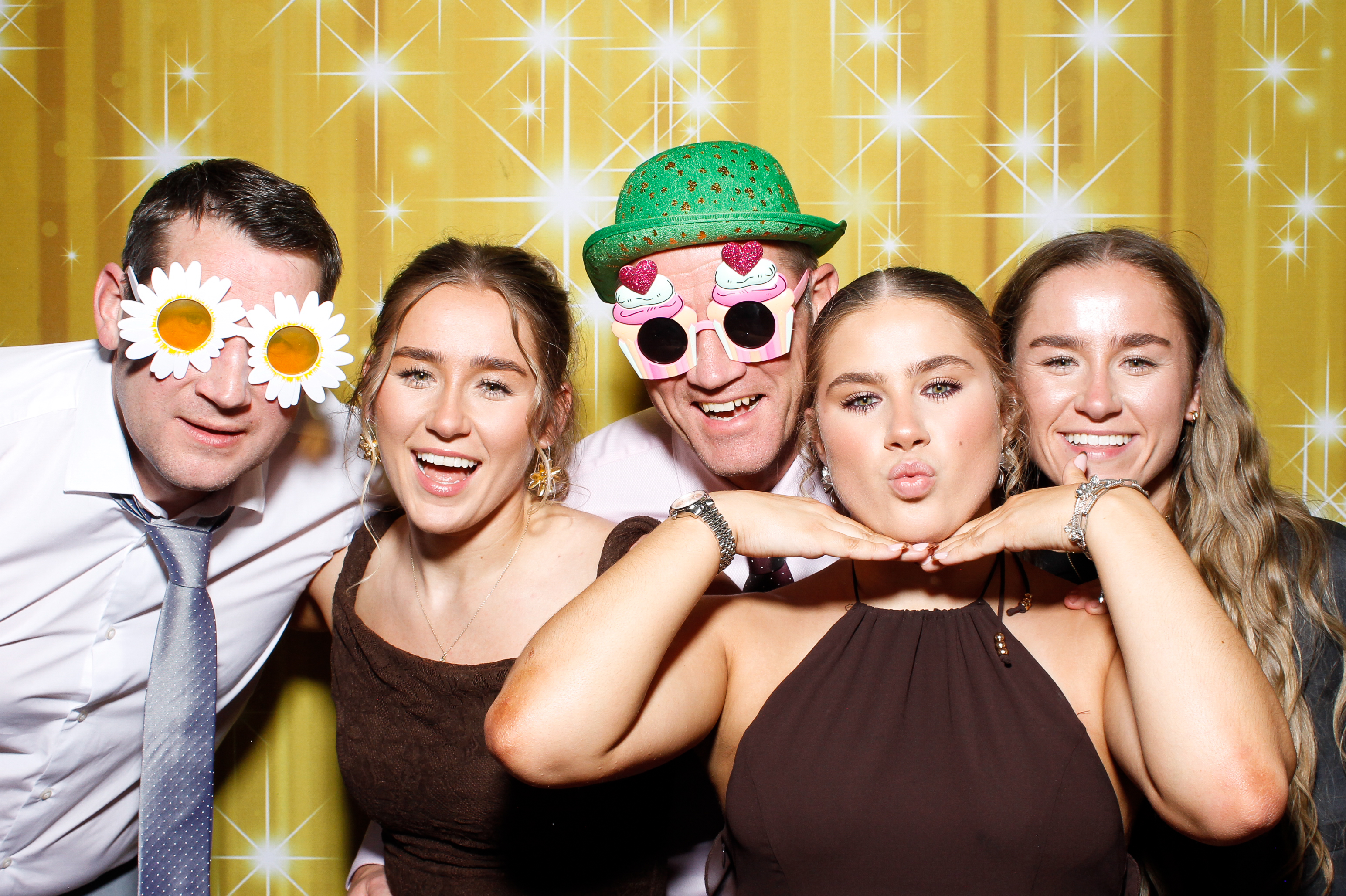 Siobhan & Lawrence | View more photos from the event at gallery.snapmagic.ie/u/SnapMagic/Siobhan-Lawrence