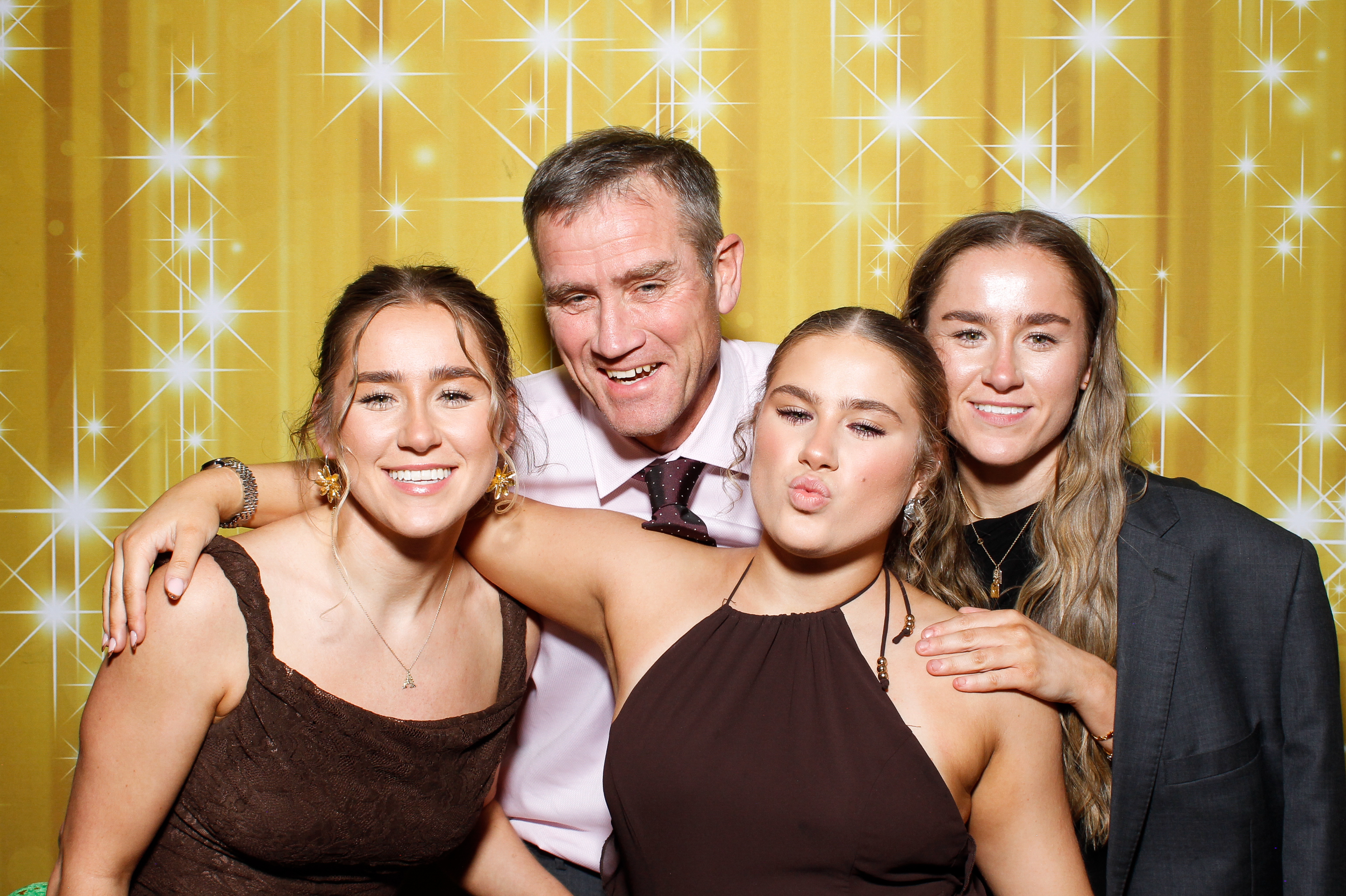 Siobhan & Lawrence | View more photos from the event at gallery.snapmagic.ie/u/SnapMagic/Siobhan-Lawrence