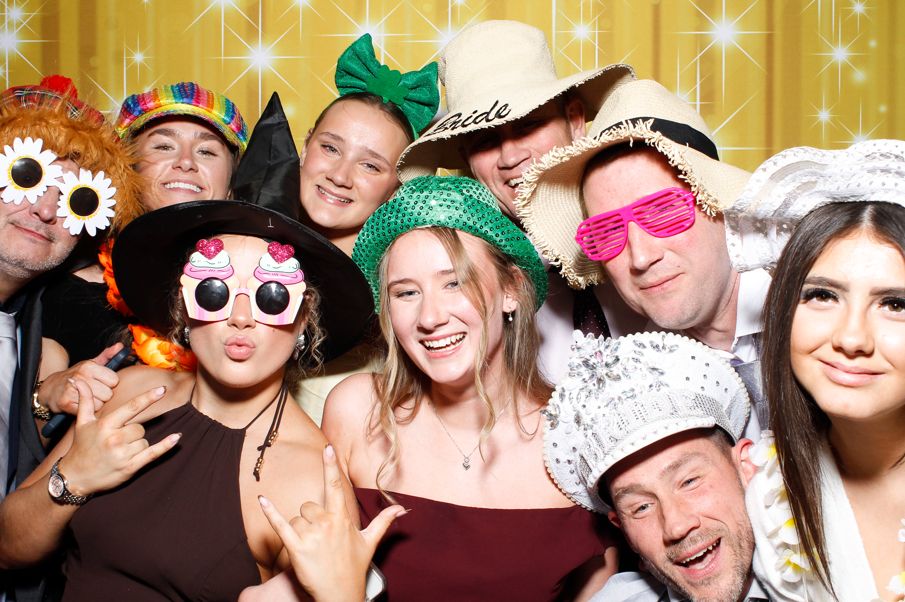 Siobhan & Lawrence | View more photos from the event at gallery.snapmagic.ie/u/SnapMagic/Siobhan-Lawrence