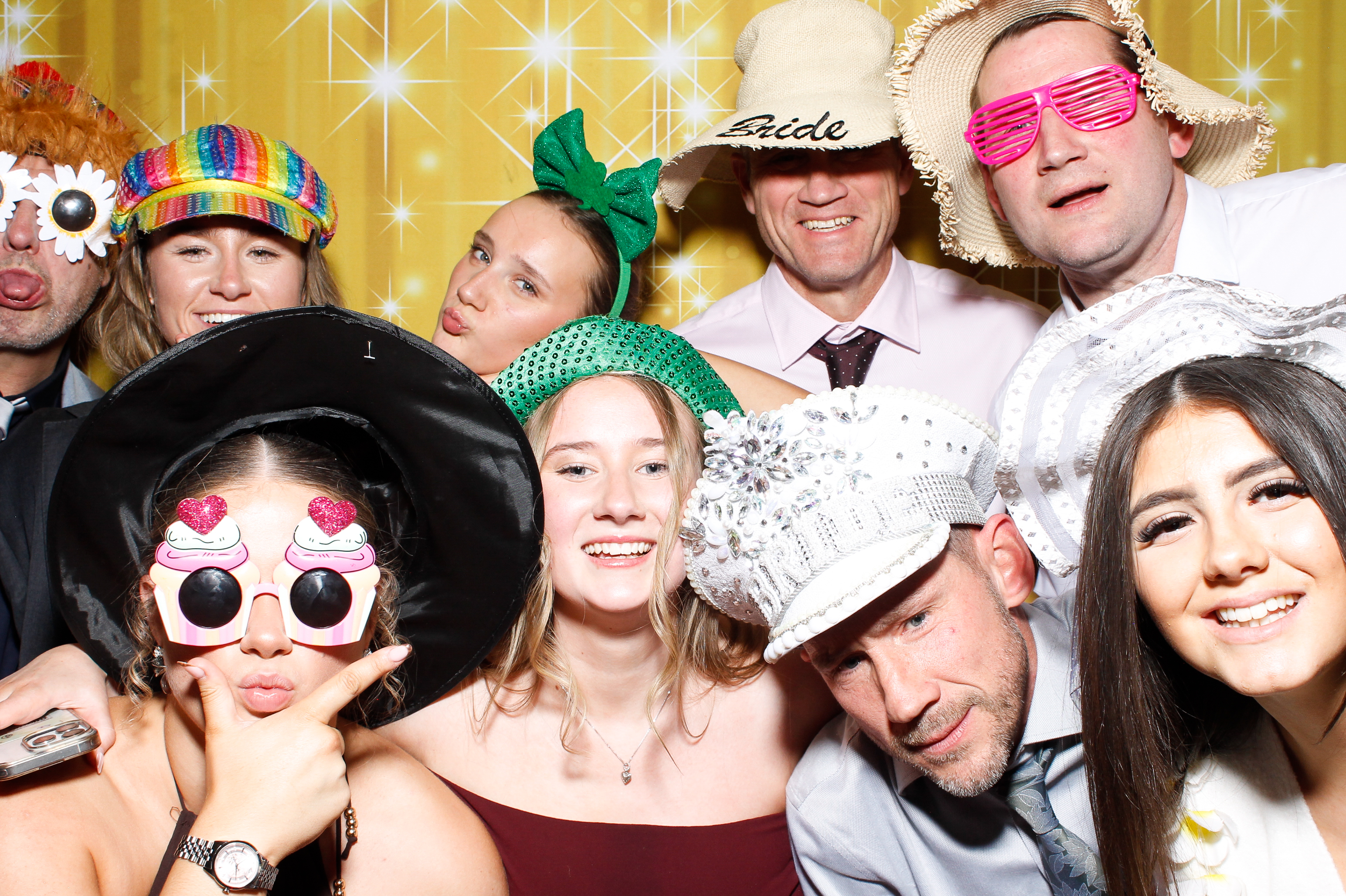 Siobhan & Lawrence | View more photos from the event at gallery.snapmagic.ie/u/SnapMagic/Siobhan-Lawrence