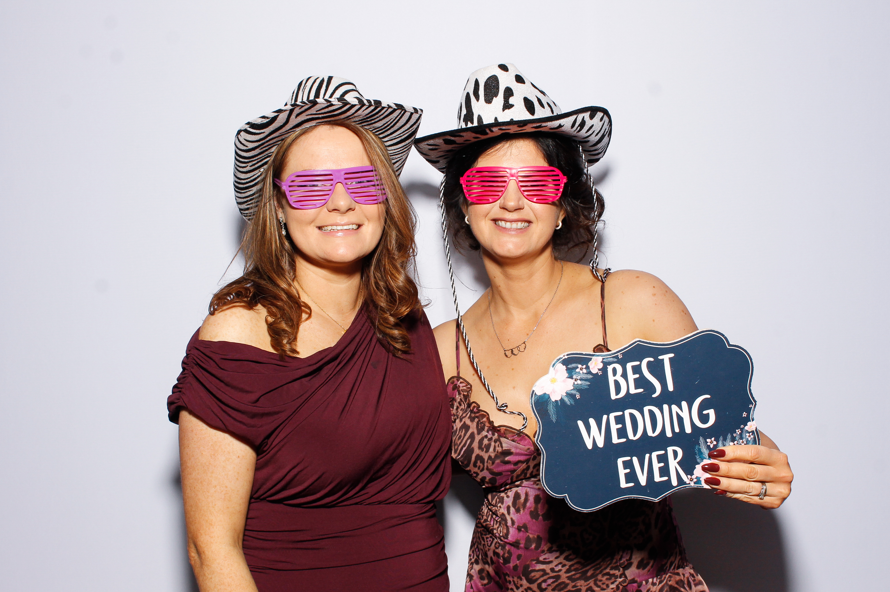 Siobhan & Podge | View more photos from the event at gallery.snapmagic.ie/u/SnapMagic/Siobhan-Podge