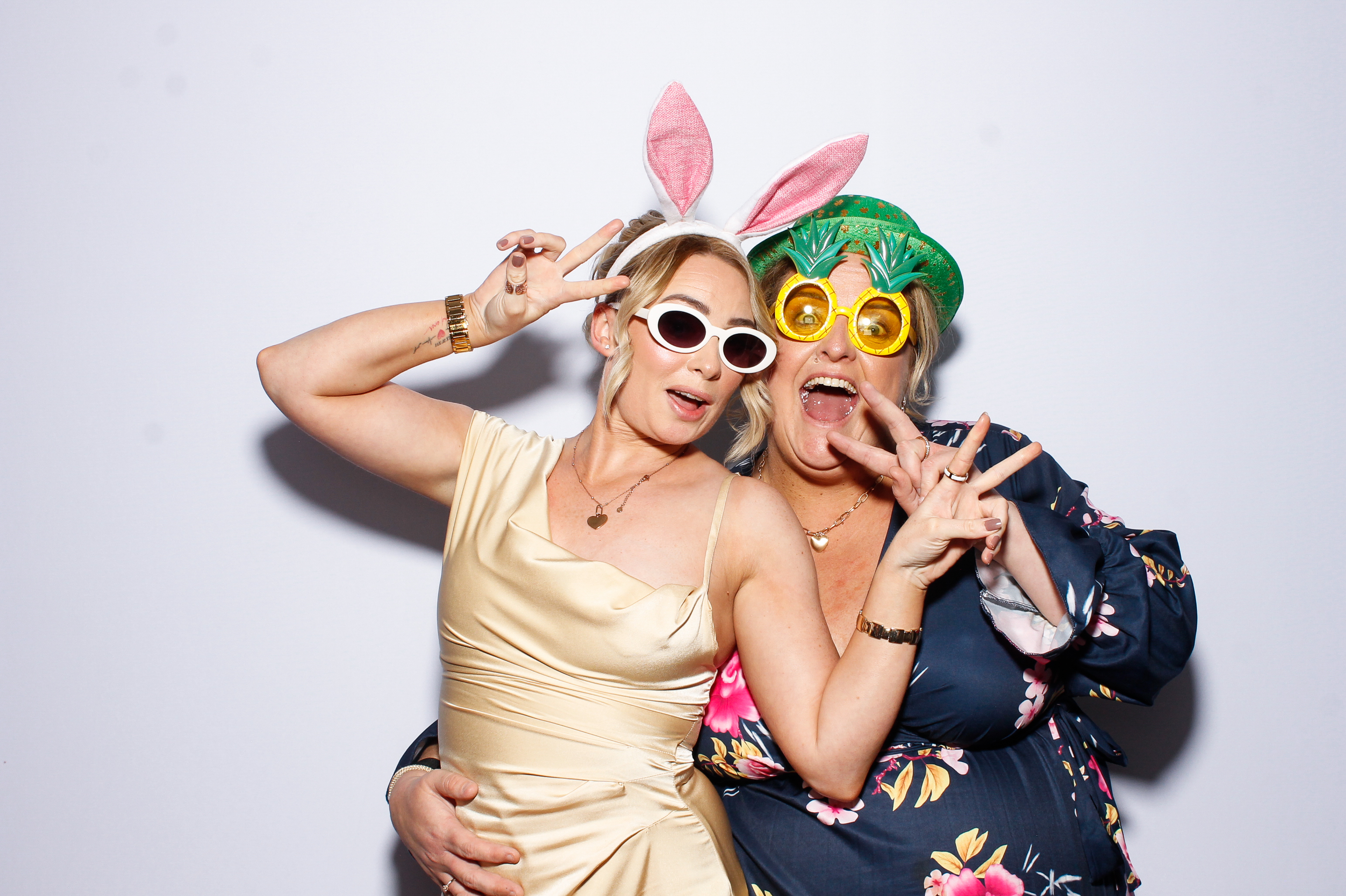 Siobhan & Podge | View more photos from the event at gallery.snapmagic.ie/u/SnapMagic/Siobhan-Podge