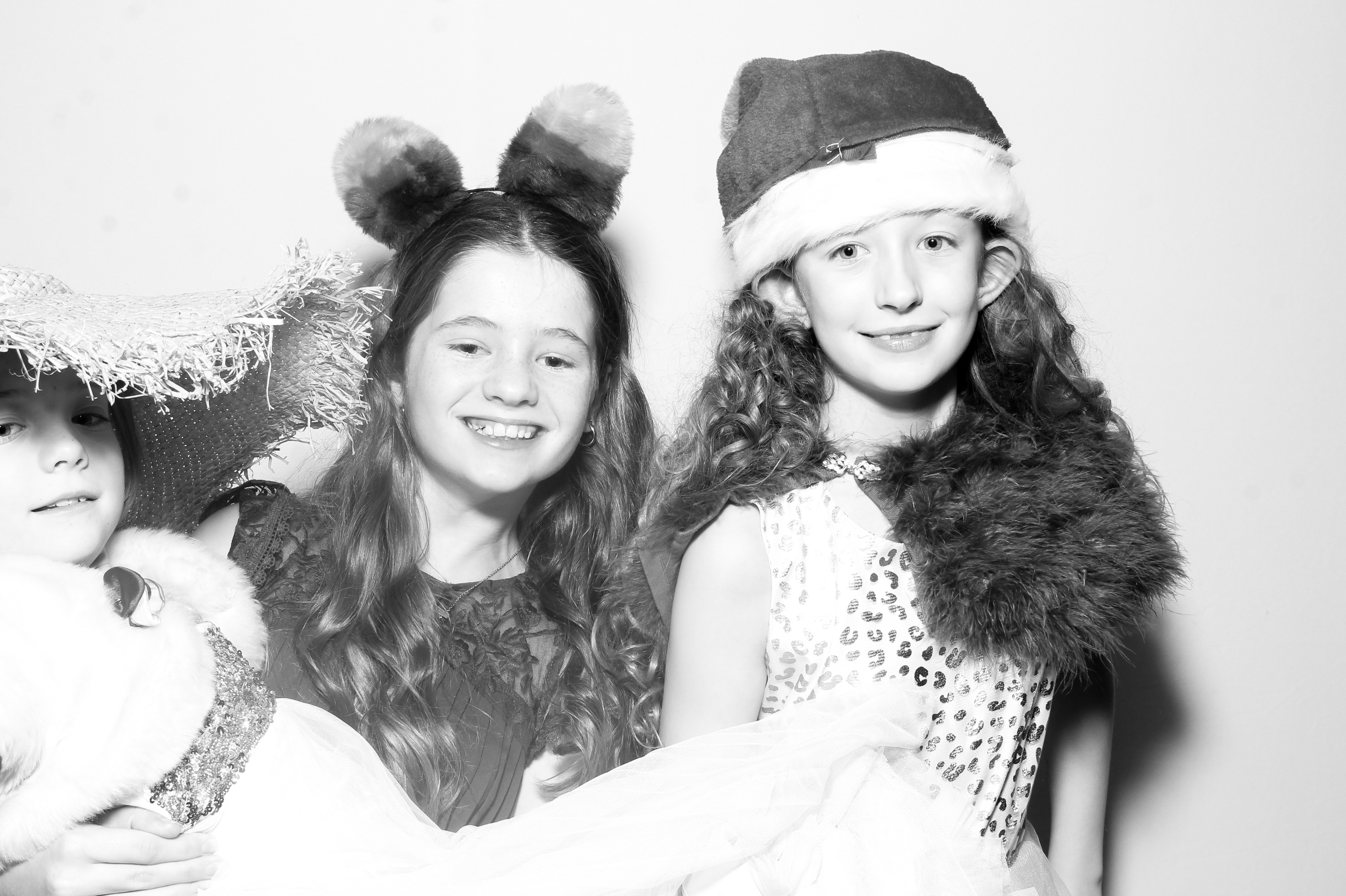 Sonia & Brett | View more photos from the event at gallery.snapmagic.ie/u/SnapMagic/Sonia-Brett